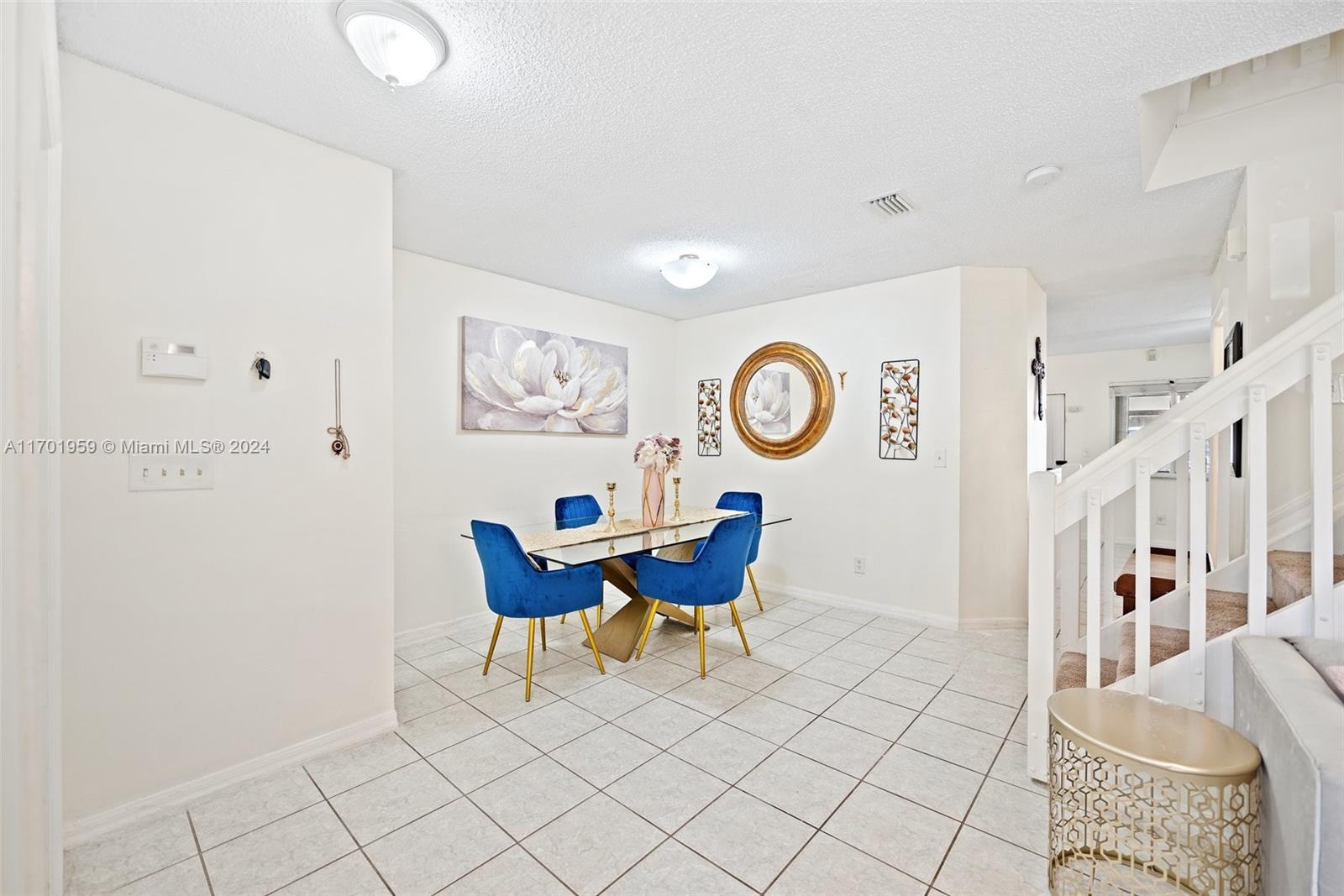 Residential, Pembroke Pines, Florida image 3