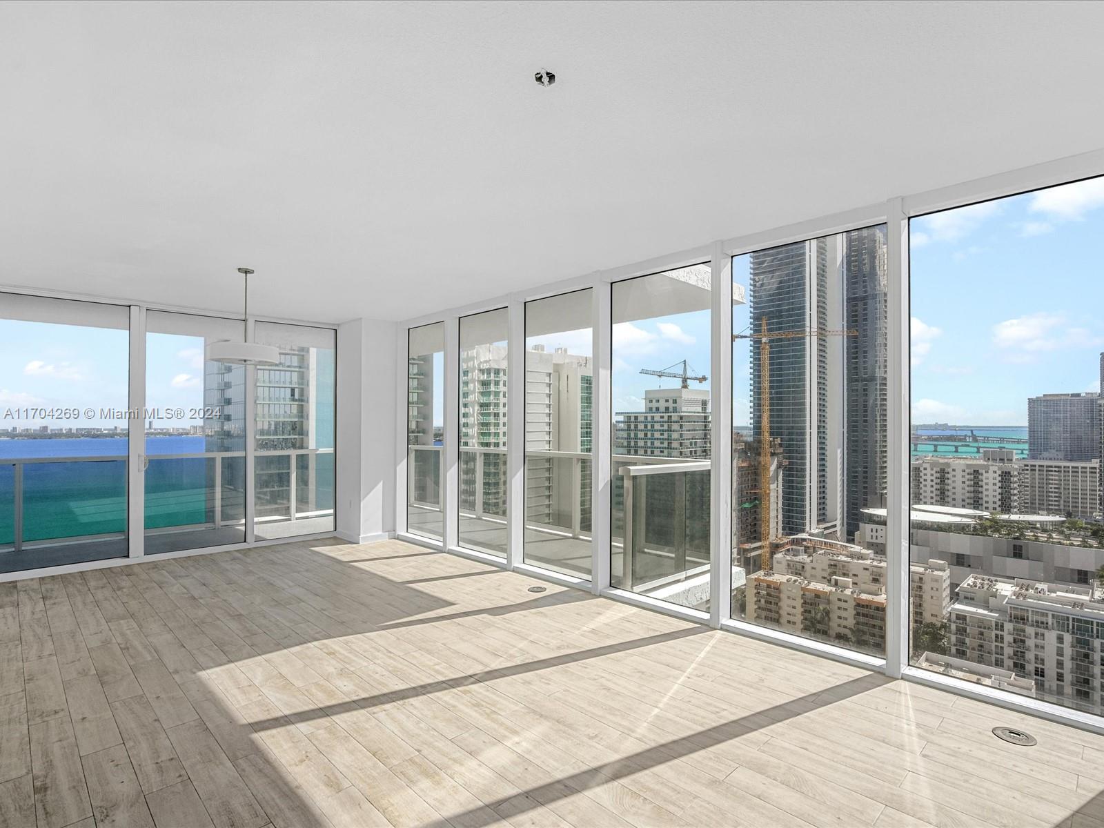 Condo for Sale in Miami, FL