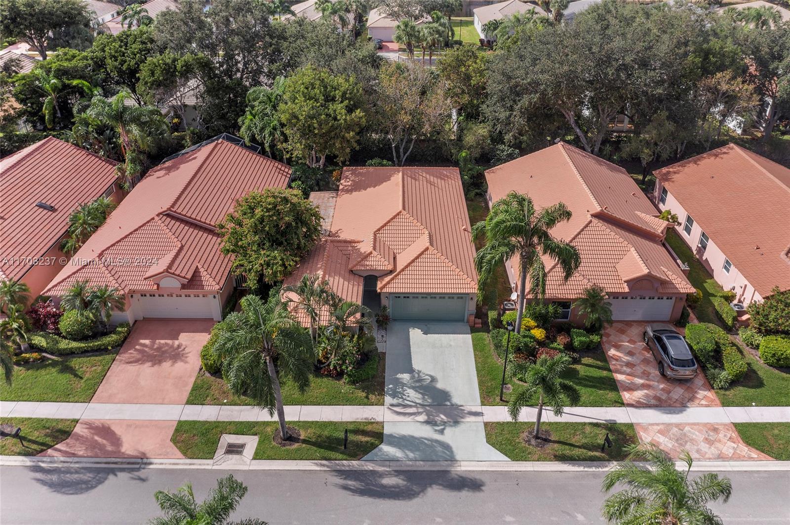 9926 Harbour Lake Cir, Boynton Beach, Florida image 39