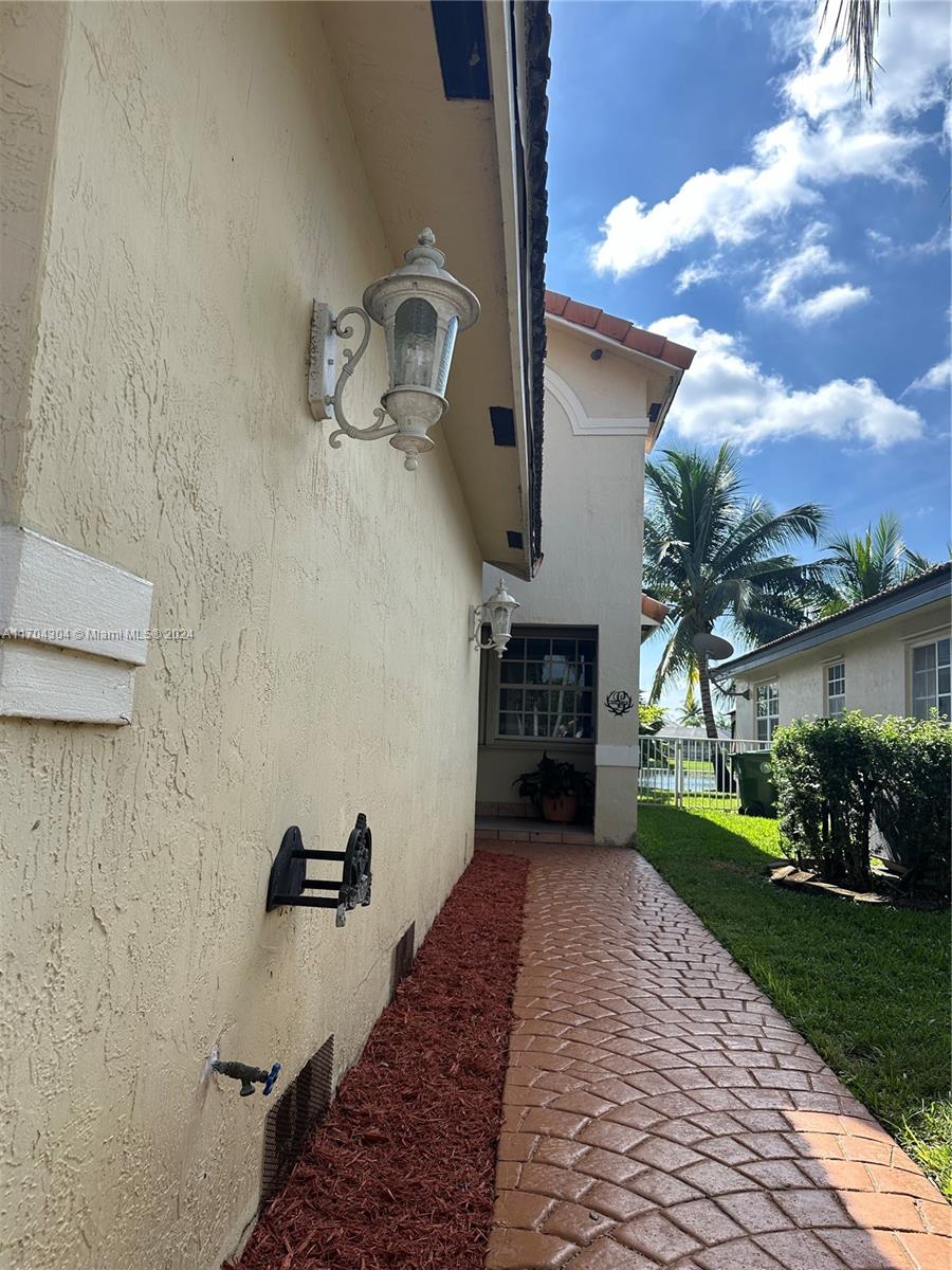 17666 SW 6th Ct, Pembroke Pines, Florida image 28