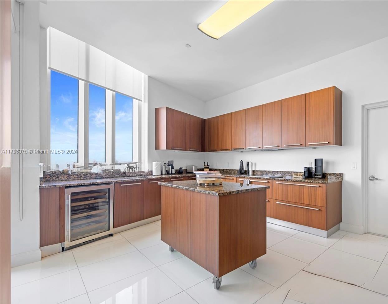 15811 Collins Ave #3806, Sunny Isles Beach FL 33160