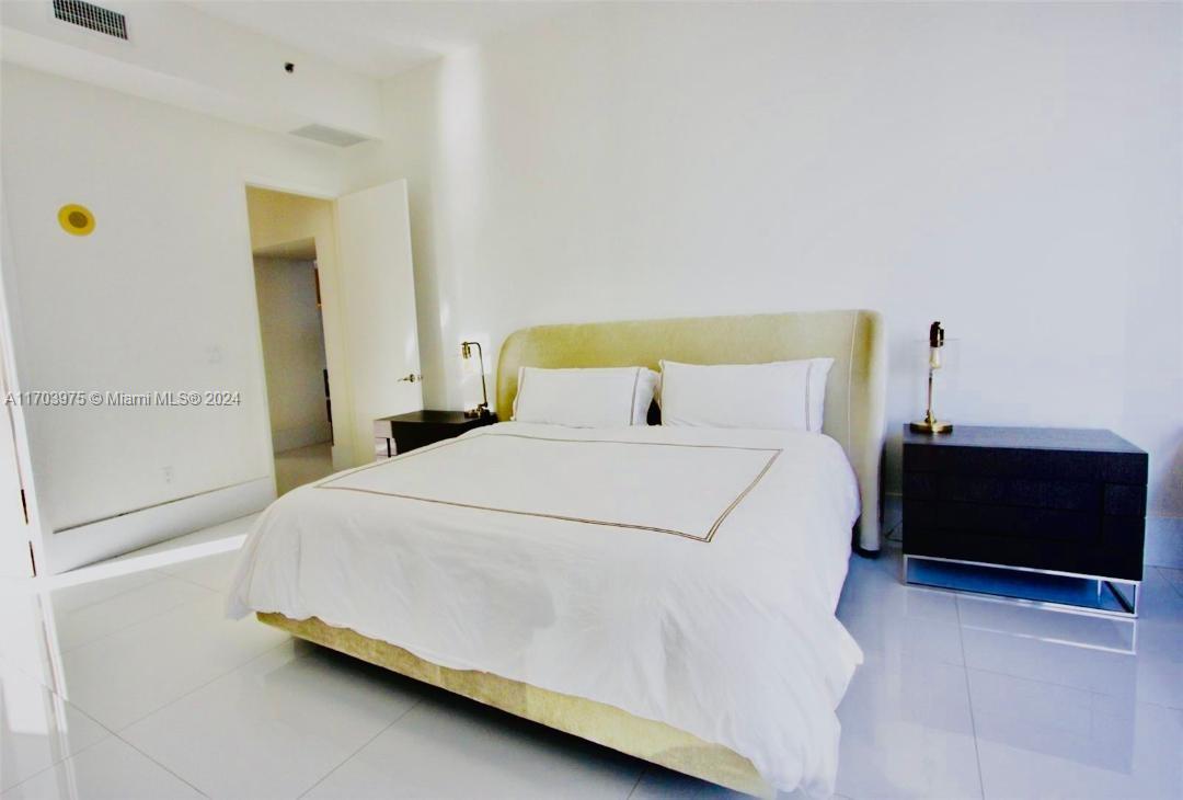 15811 Collins Ave #3806, Sunny Isles Beach FL 33160