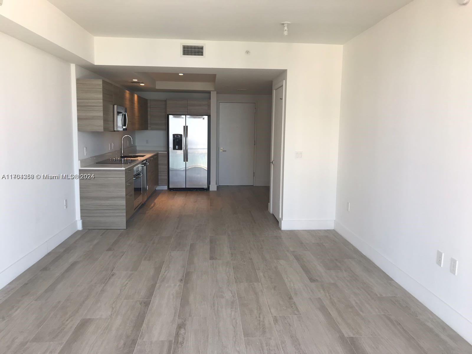 121 NE 34th St #2306A, Miami FL 33137