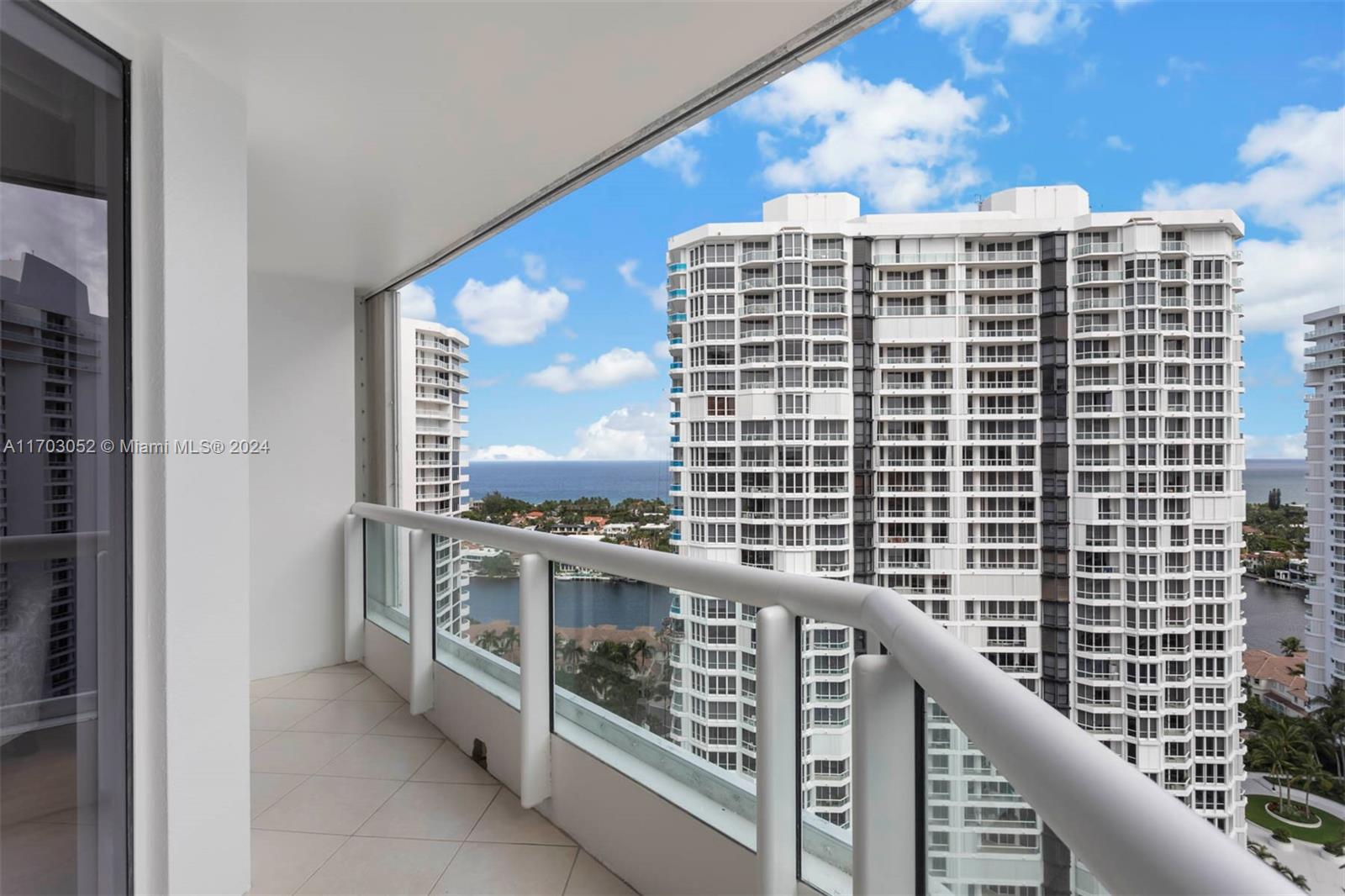 21205 Yacht Club Dr #2403, Aventura, Florida image 25