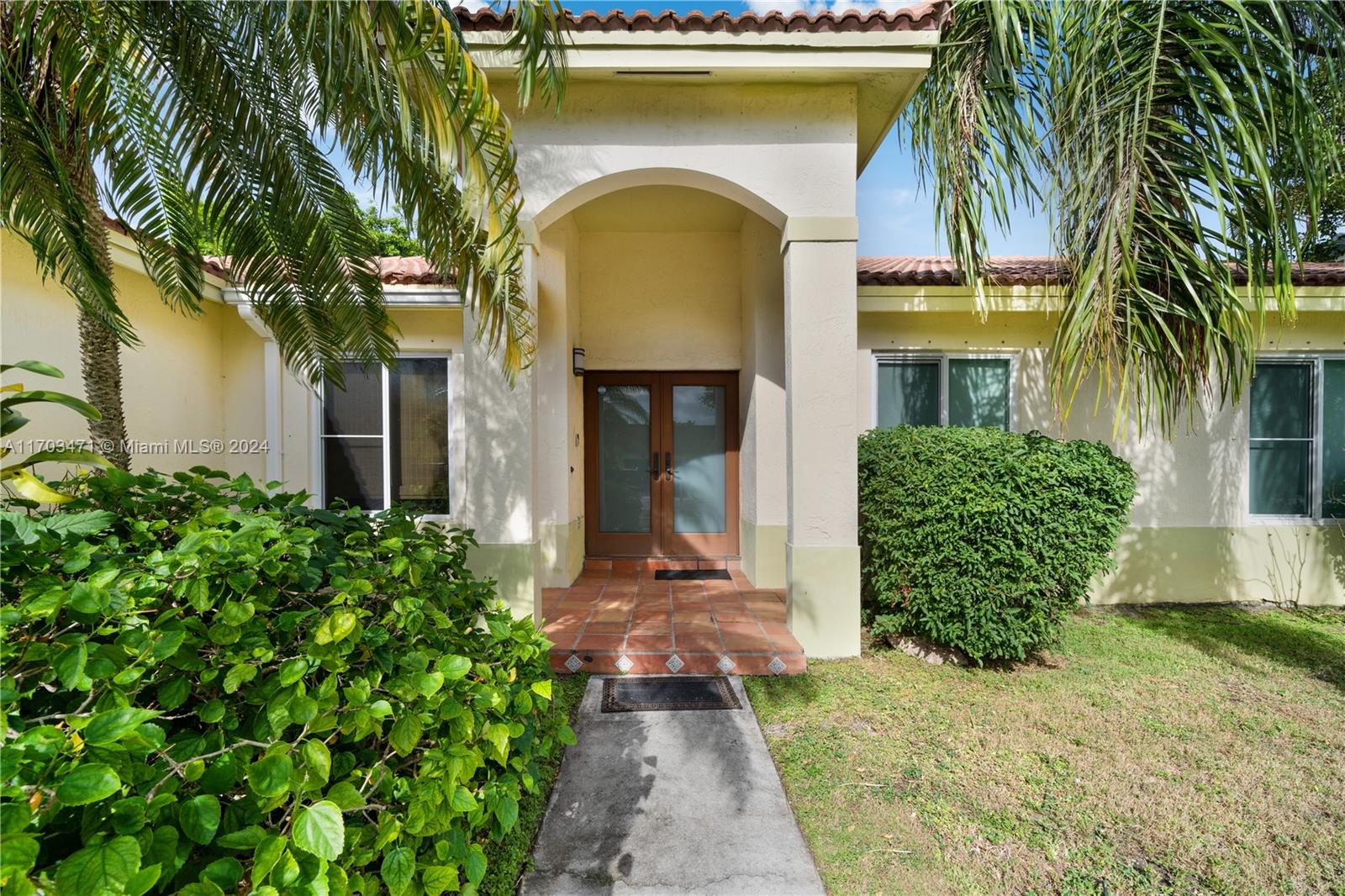 19950 Cutler Ct, Cutler Bay, Florida image 4