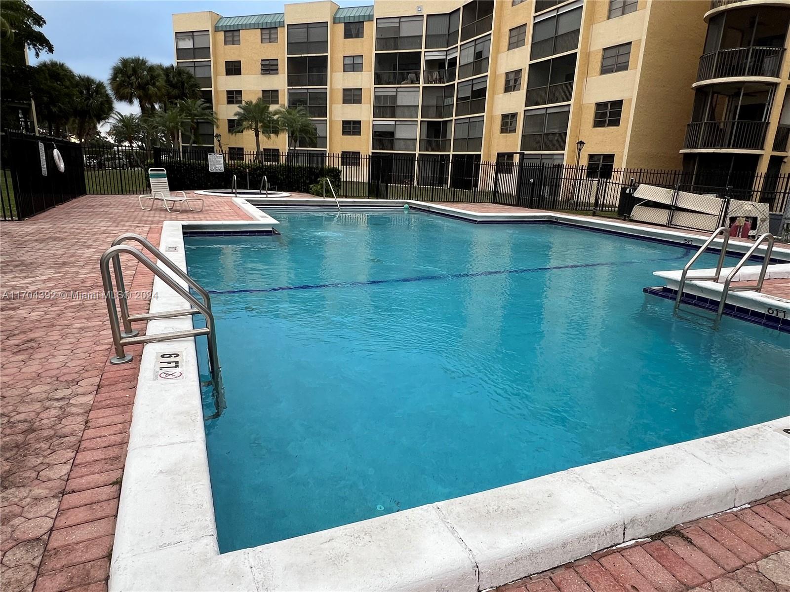 6475 W Oakland Park Blvd #410, Lauderhill, Florida image 30