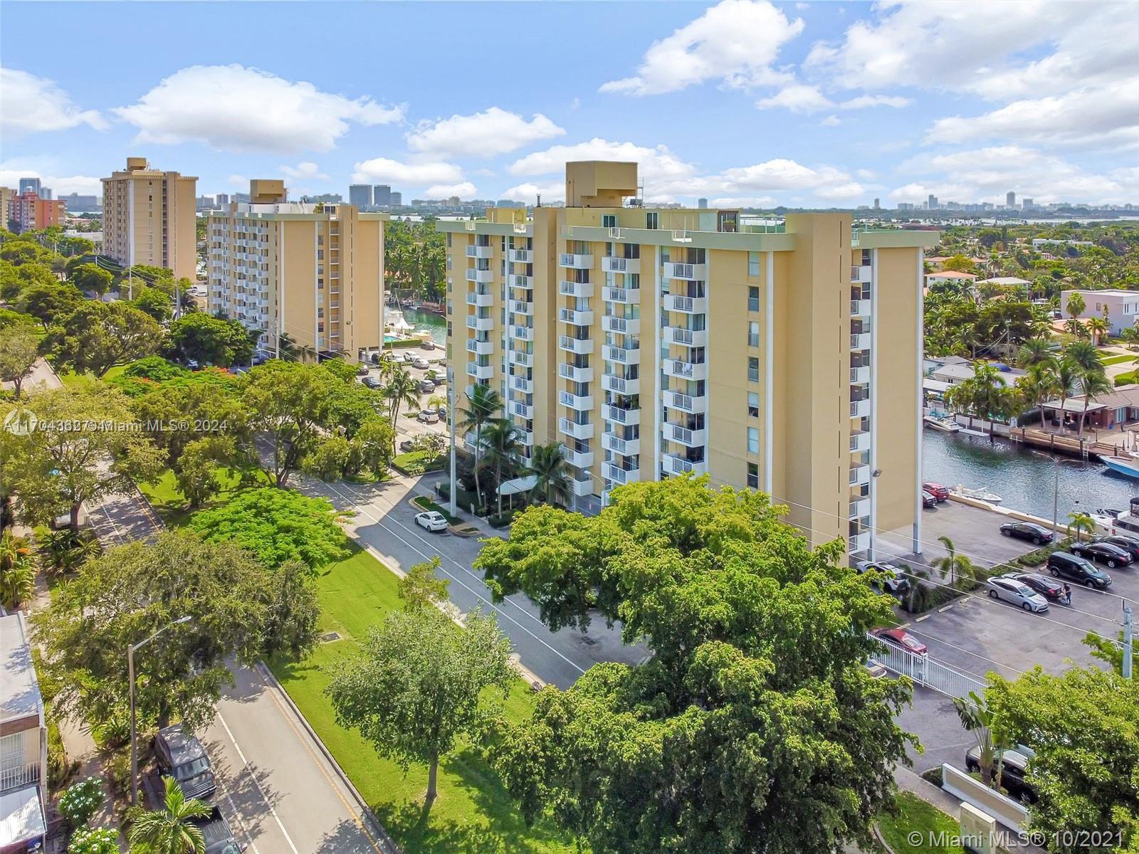 2000 NE 135th St #1003, North Miami, Florida image 16