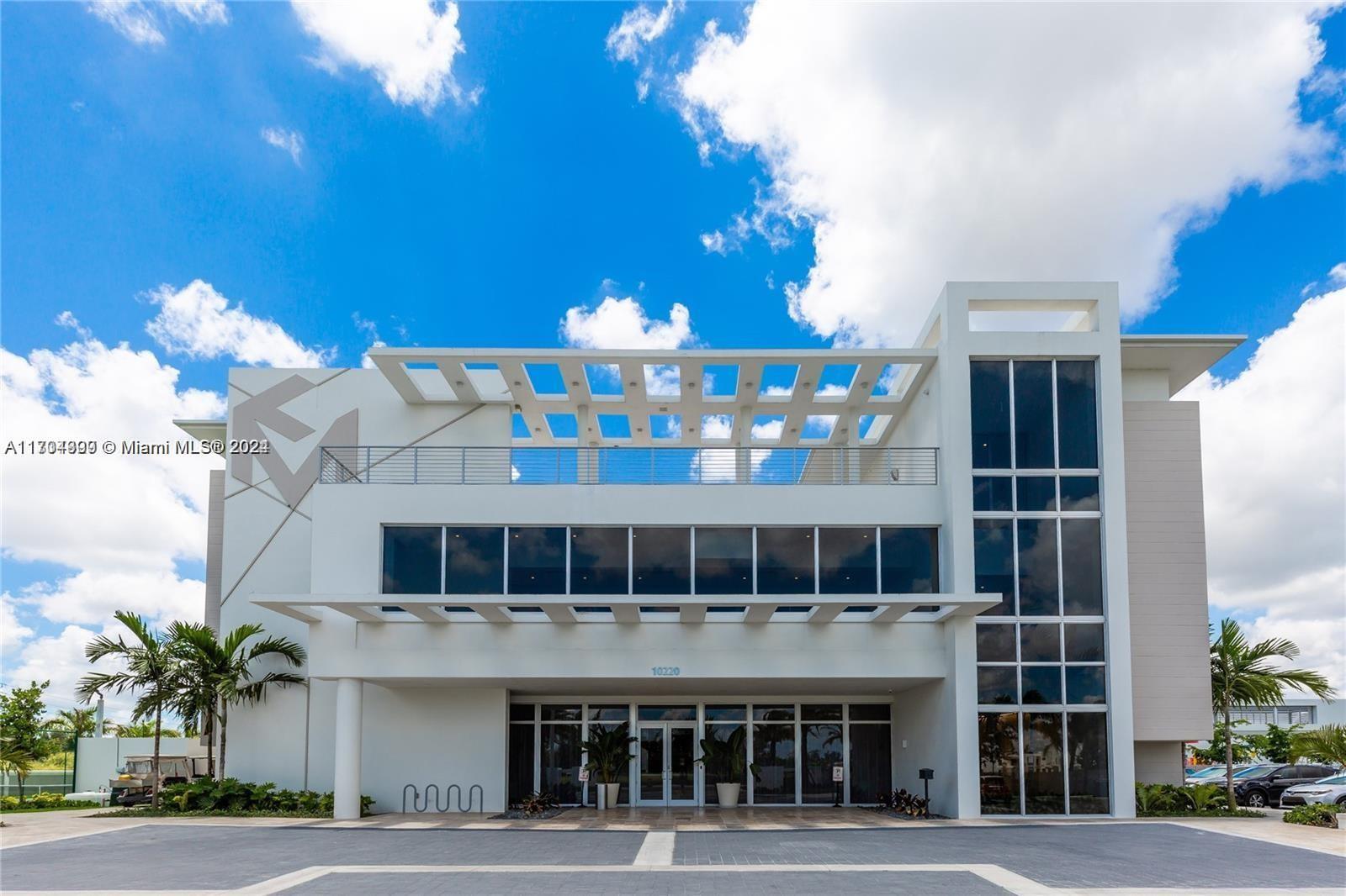 Residential, Doral, Florida image 22