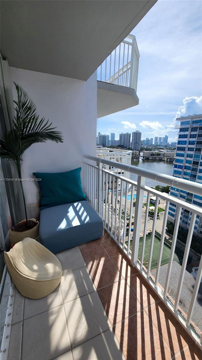 18051 Biscayne Blvd #1705, Aventura, Florida image 29