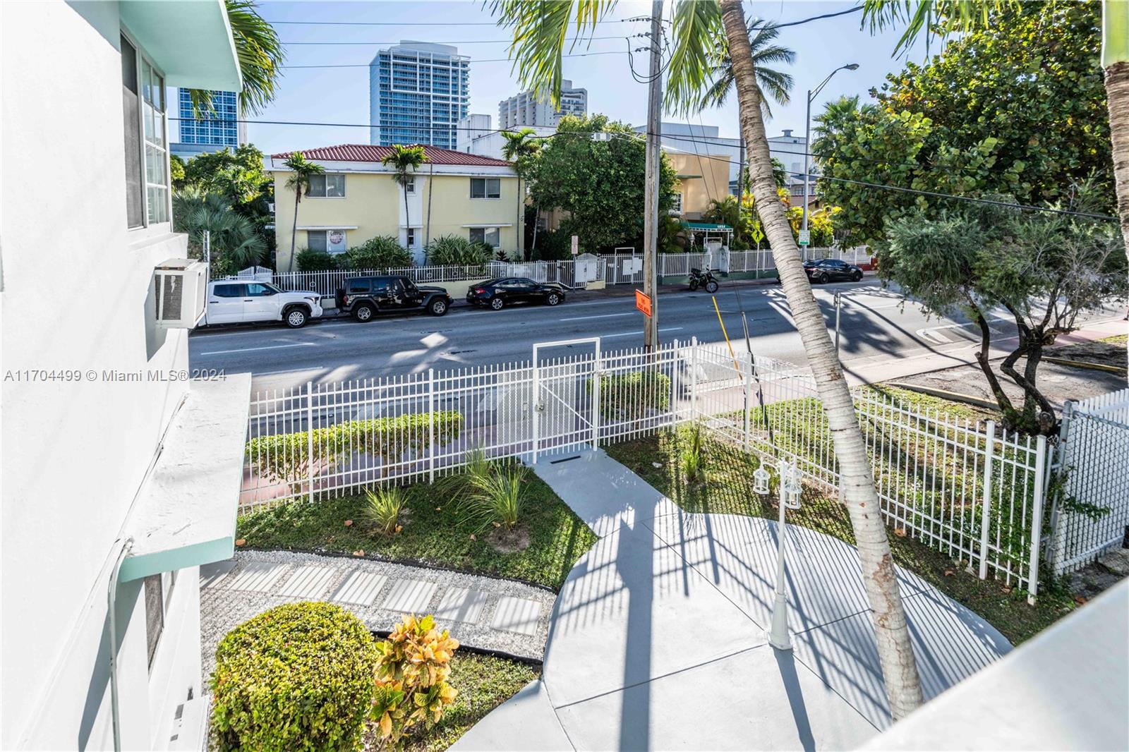 6838 Abbott Ave, Miami Beach, Florida image 11