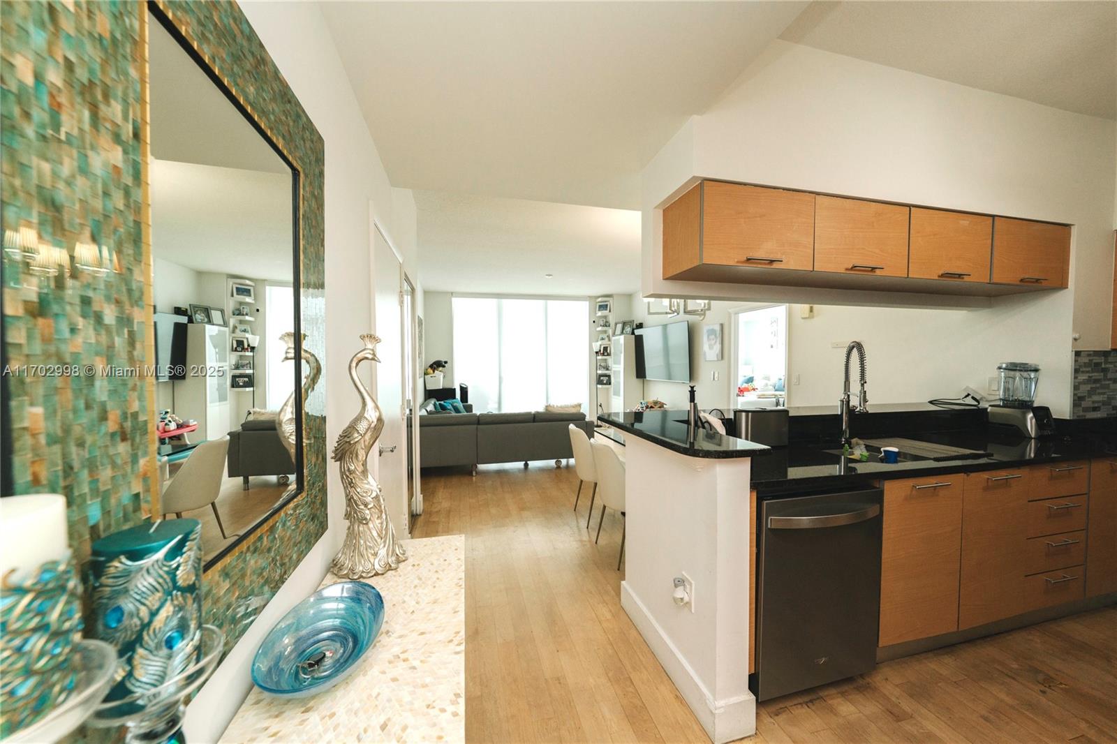 Condo for Sale in Miami, FL