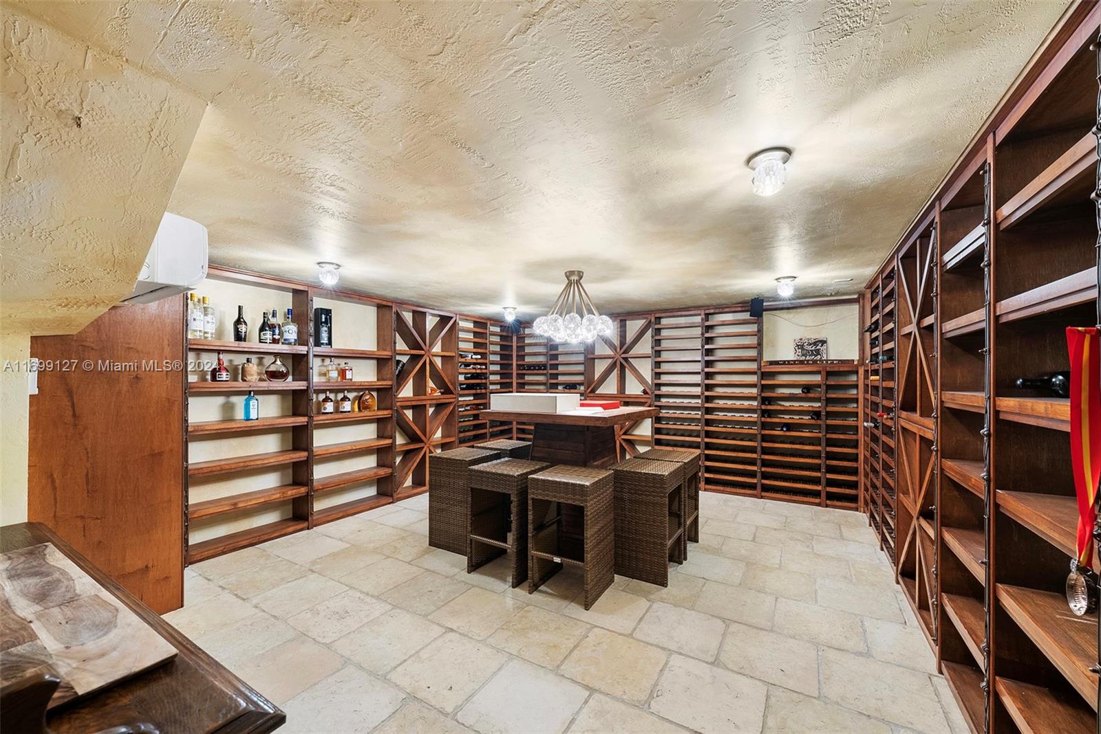 1260 Anastasia Ave, Coral Gables FL 33134
