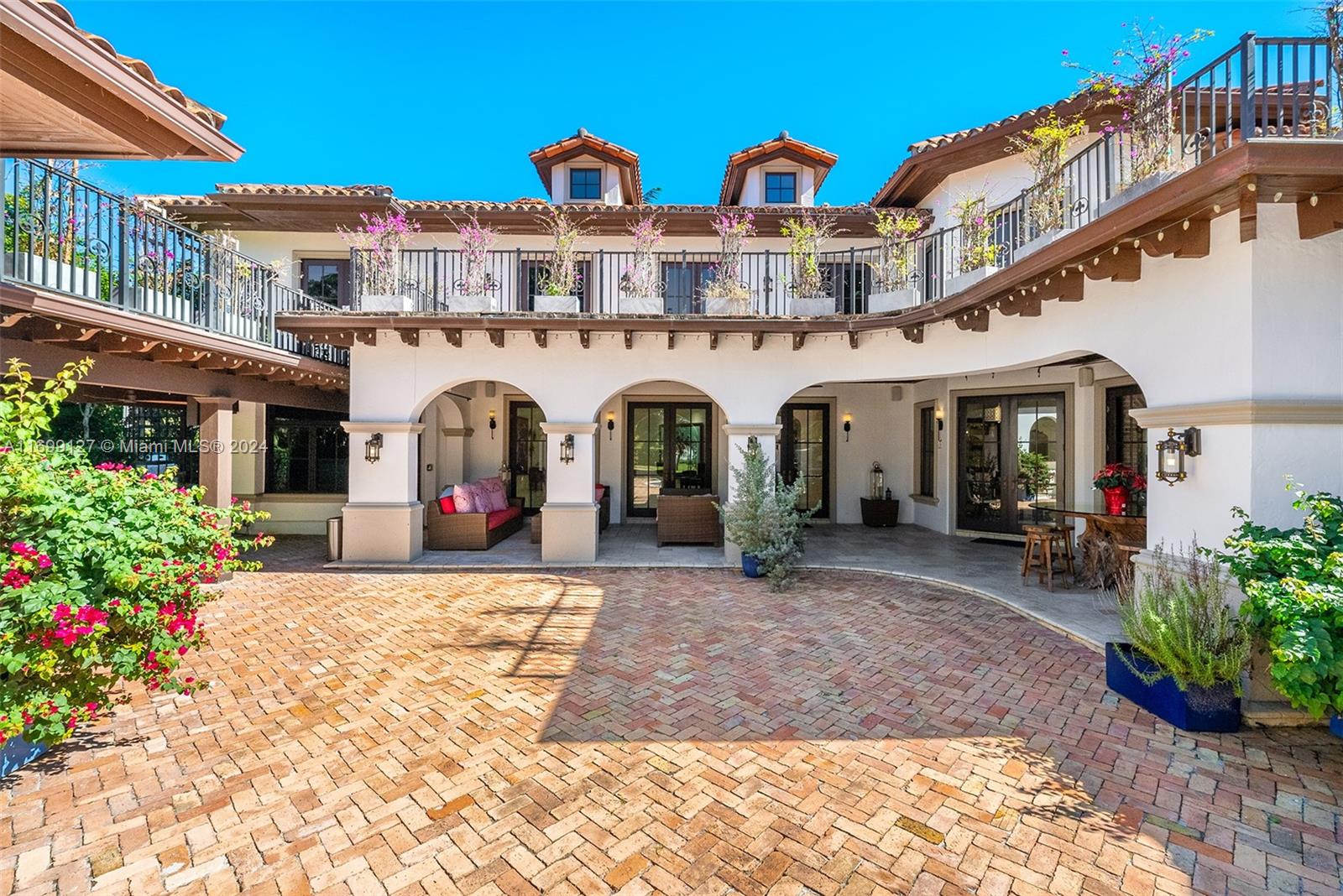 1260 Anastasia Ave, Coral Gables FL 33134
