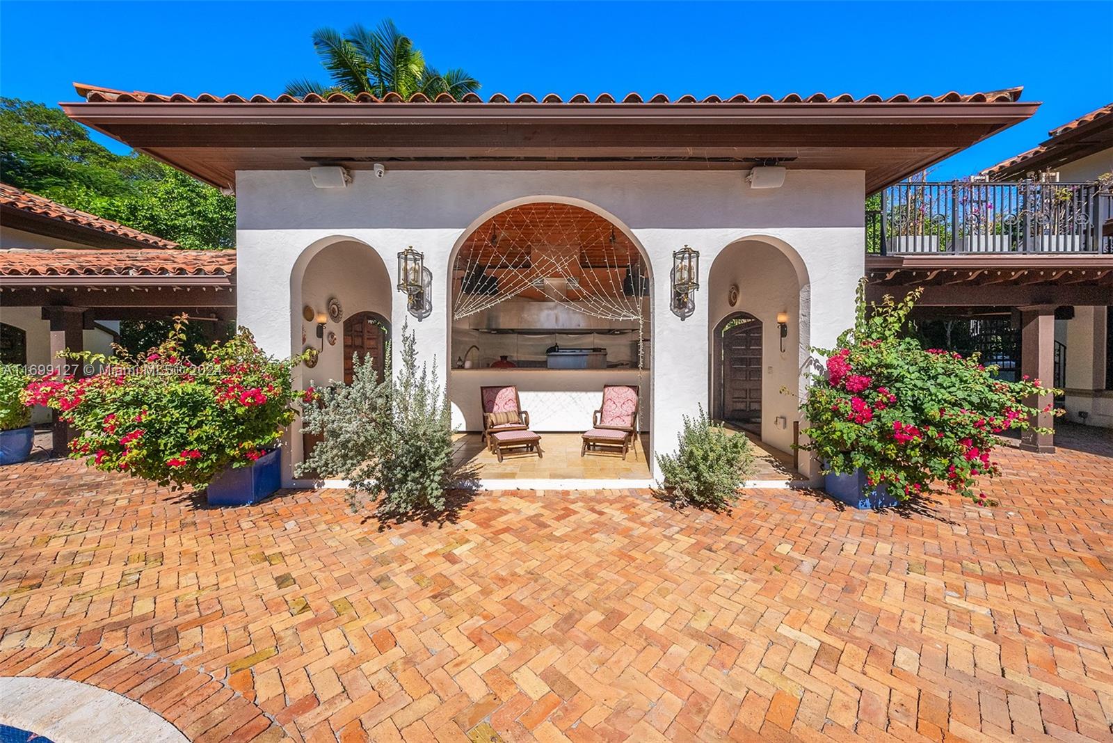1260 Anastasia Ave, Coral Gables FL 33134