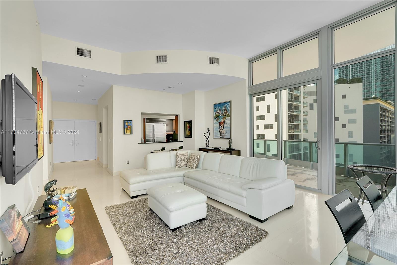 1331 Brickell Bay Dr #702, Miami FL 33131