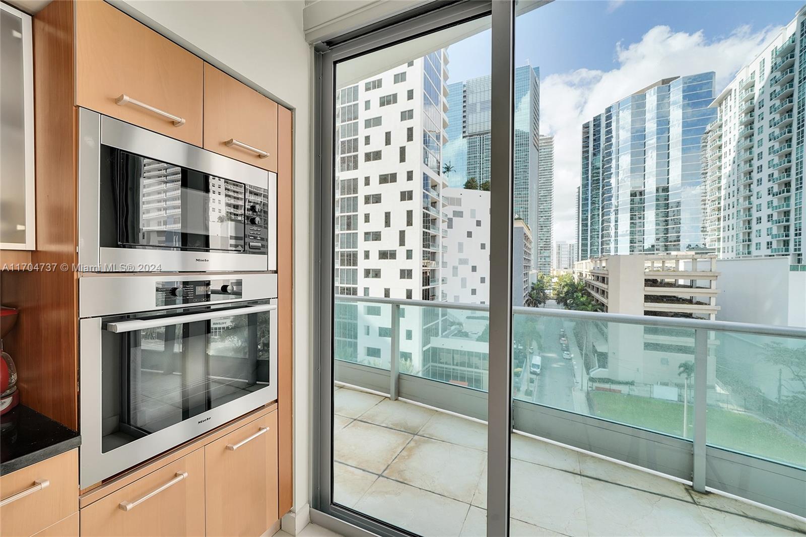 1331 Brickell Bay Dr #702, Miami FL 33131