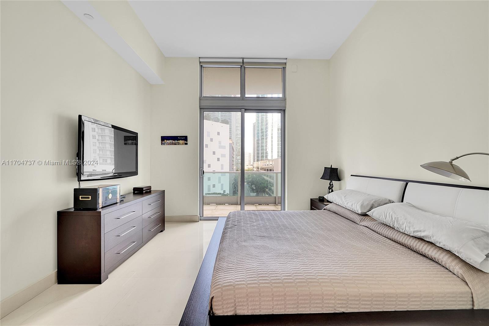 1331 Brickell Bay Dr #702, Miami FL 33131