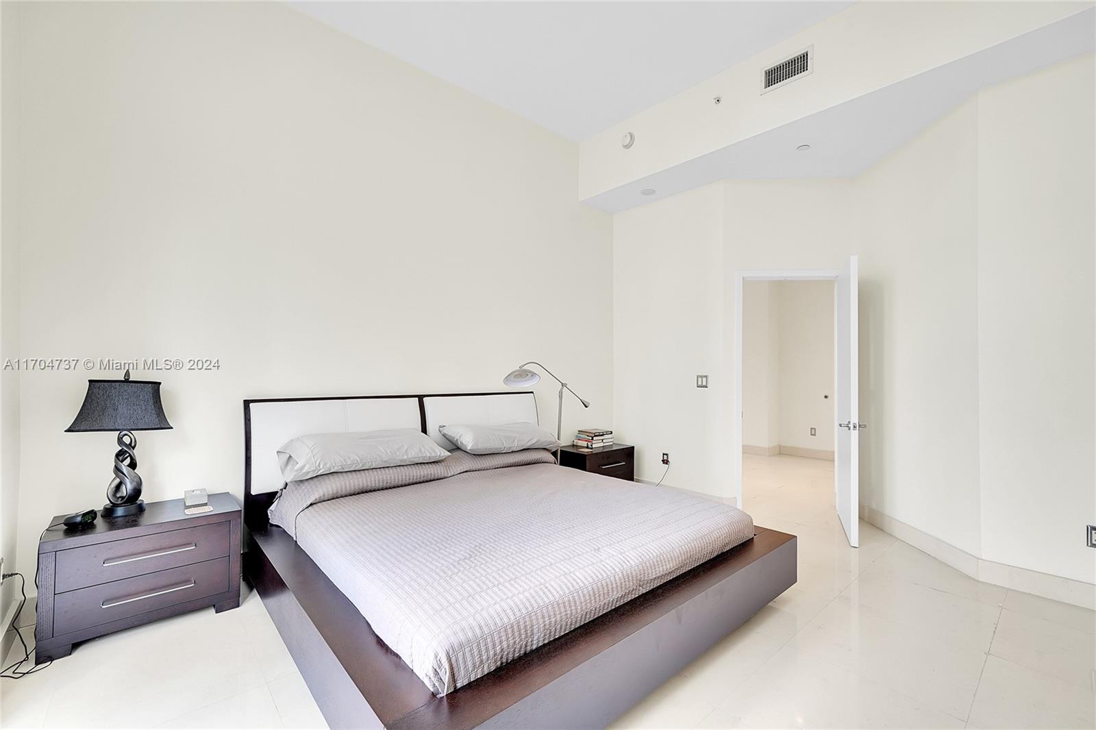 1331 Brickell Bay Dr #702, Miami FL 33131