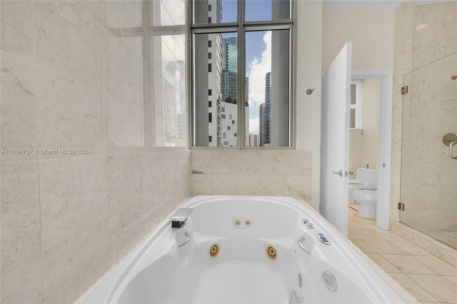 1331 Brickell Bay Dr #702, Miami FL 33131