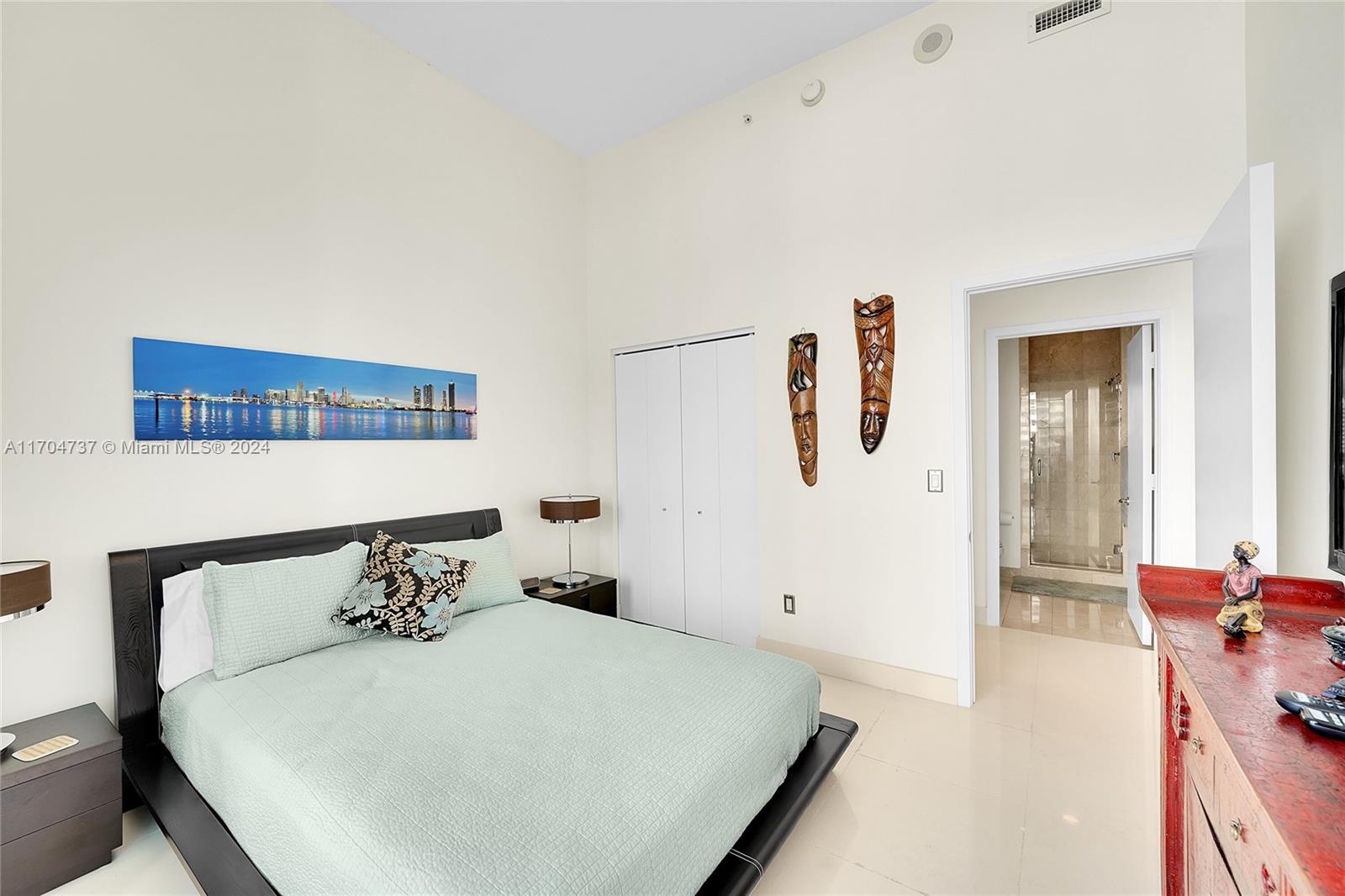 1331 Brickell Bay Dr #702, Miami FL 33131