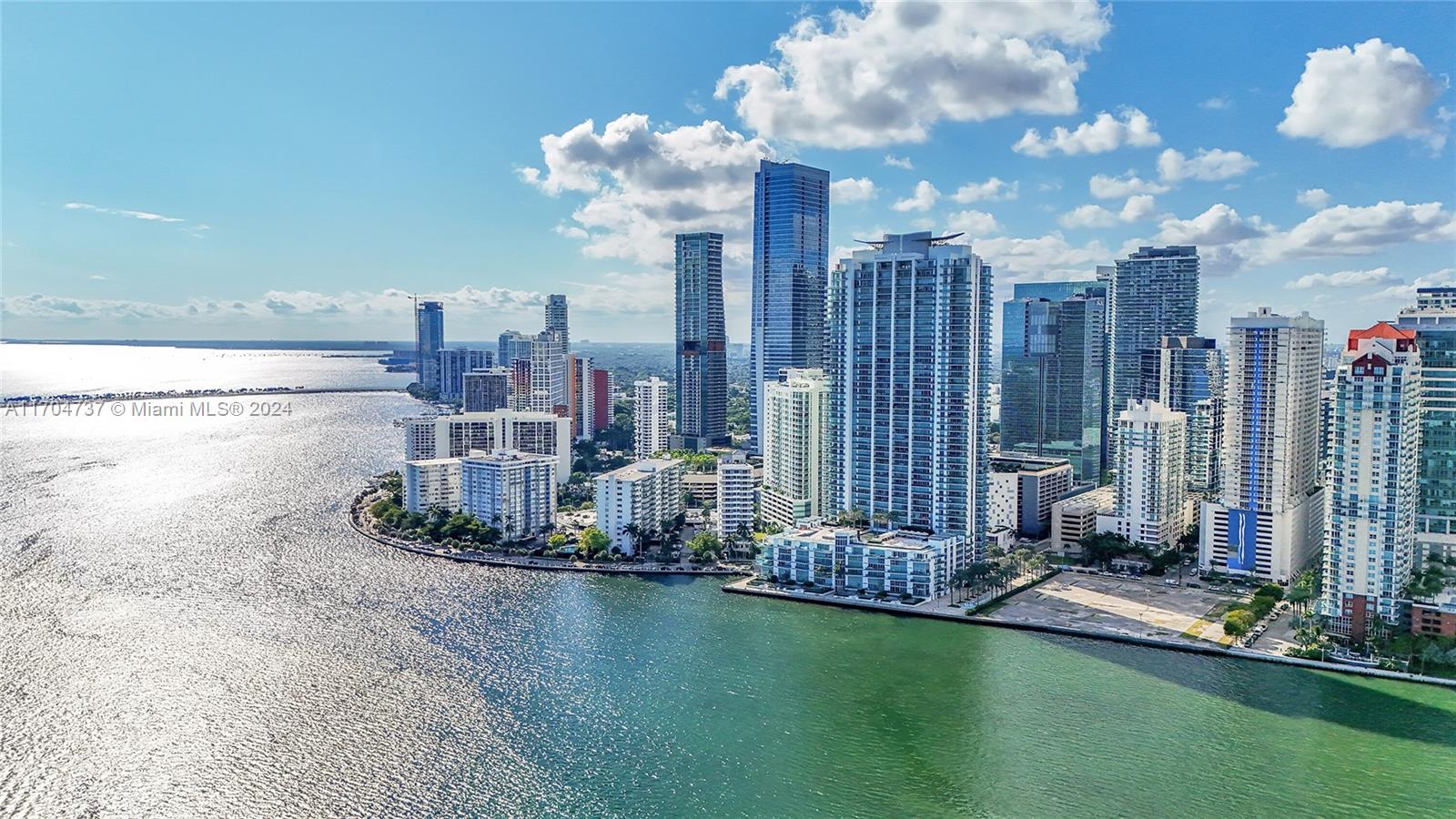1331 Brickell Bay Dr #702, Miami FL 33131