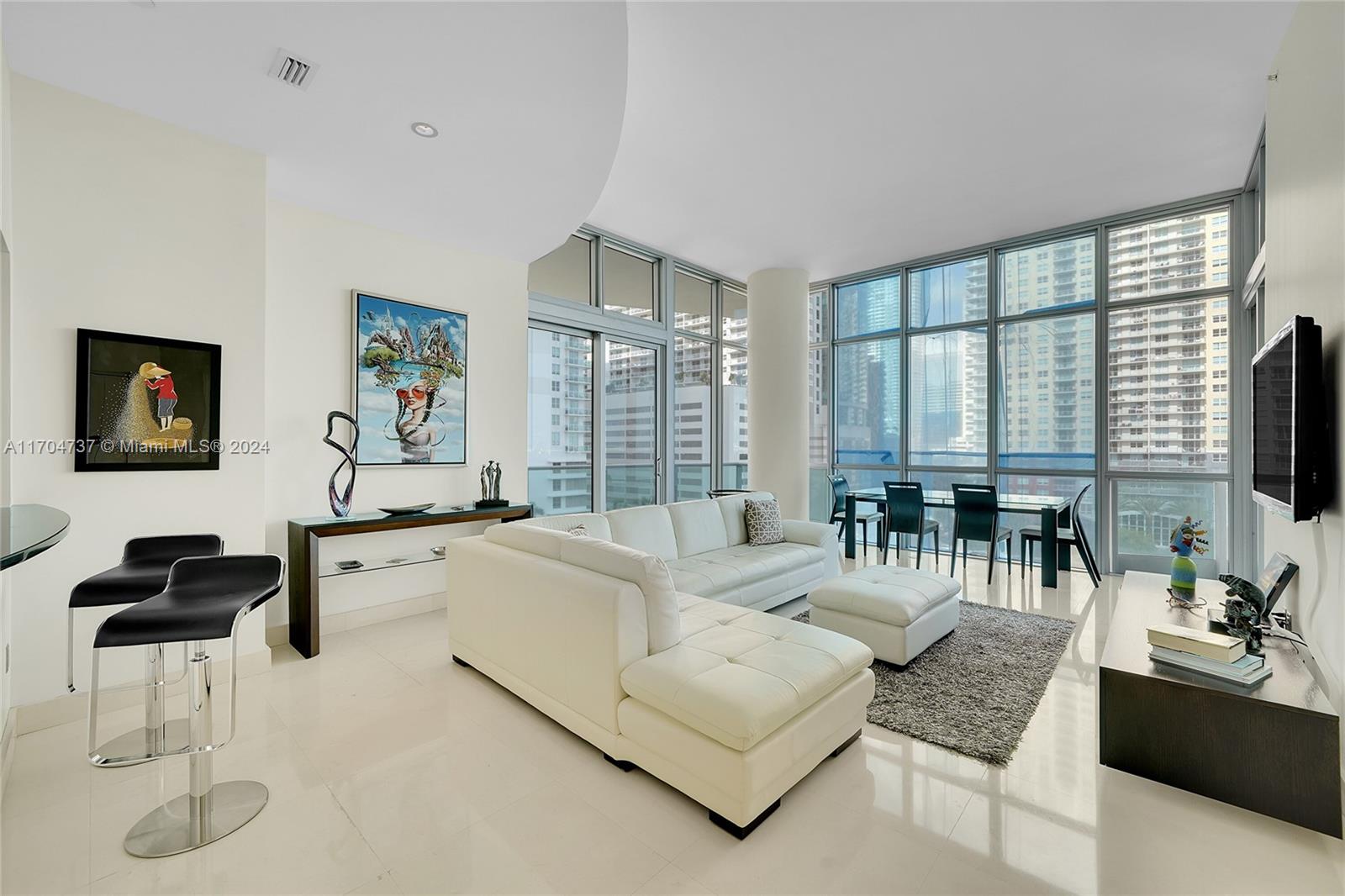 1331 Brickell Bay Dr #702, Miami FL 33131