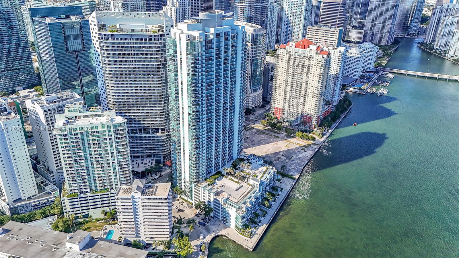 1331 Brickell Bay Dr #702, Miami FL 33131