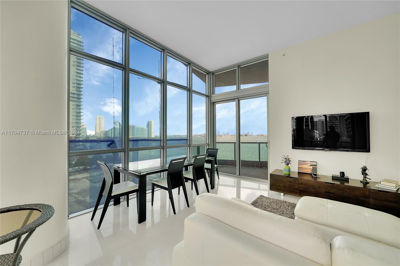 1331 Brickell Bay Dr #702, Miami FL 33131
