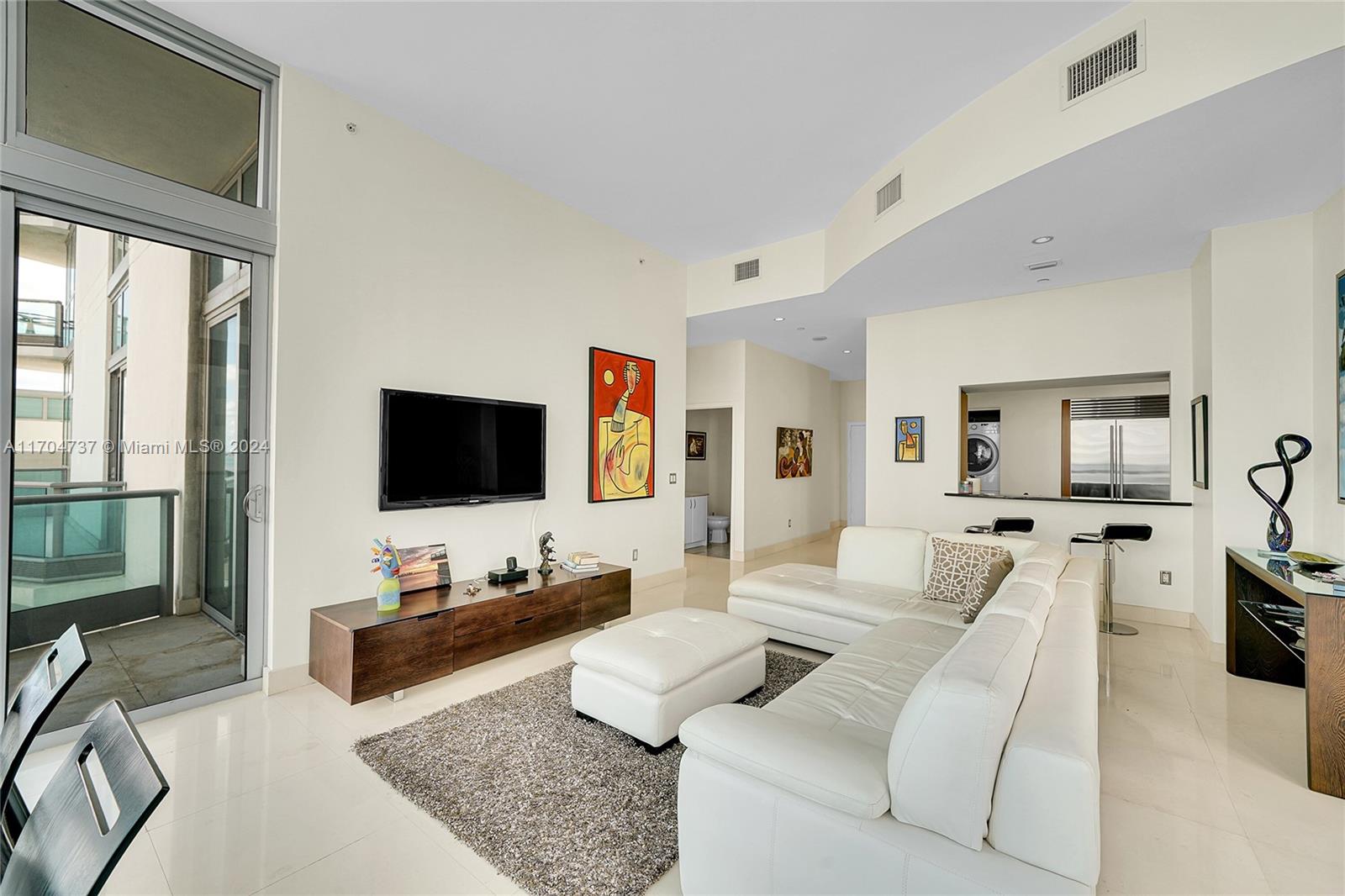 1331 Brickell Bay Dr #702, Miami FL 33131