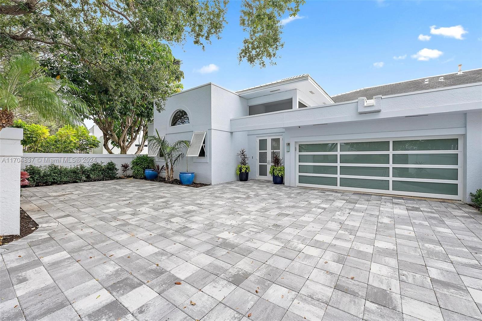 103 Waters Edge Dr, Jupiter, Florida image 2