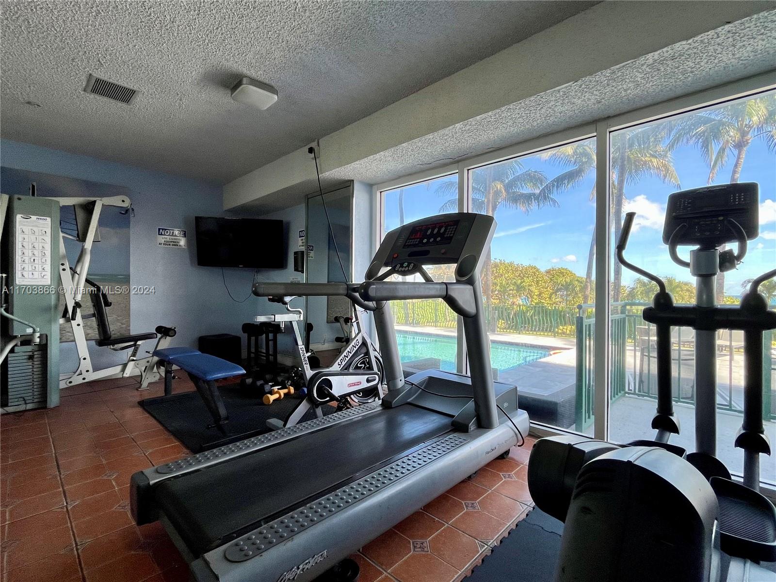 9195 Collins Ave #1013, Surfside, Florida image 25