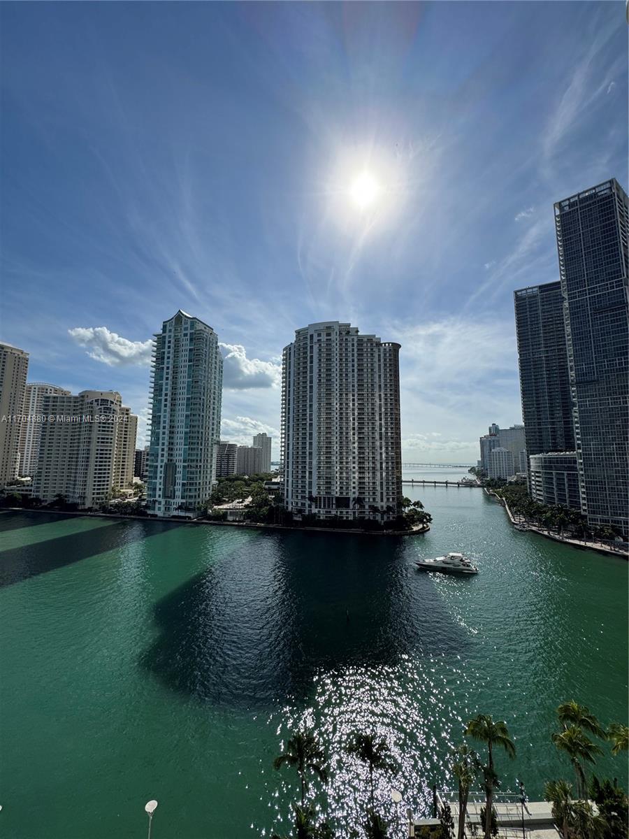 300 S Biscayne Blvd #L-1218, Miami FL 33131