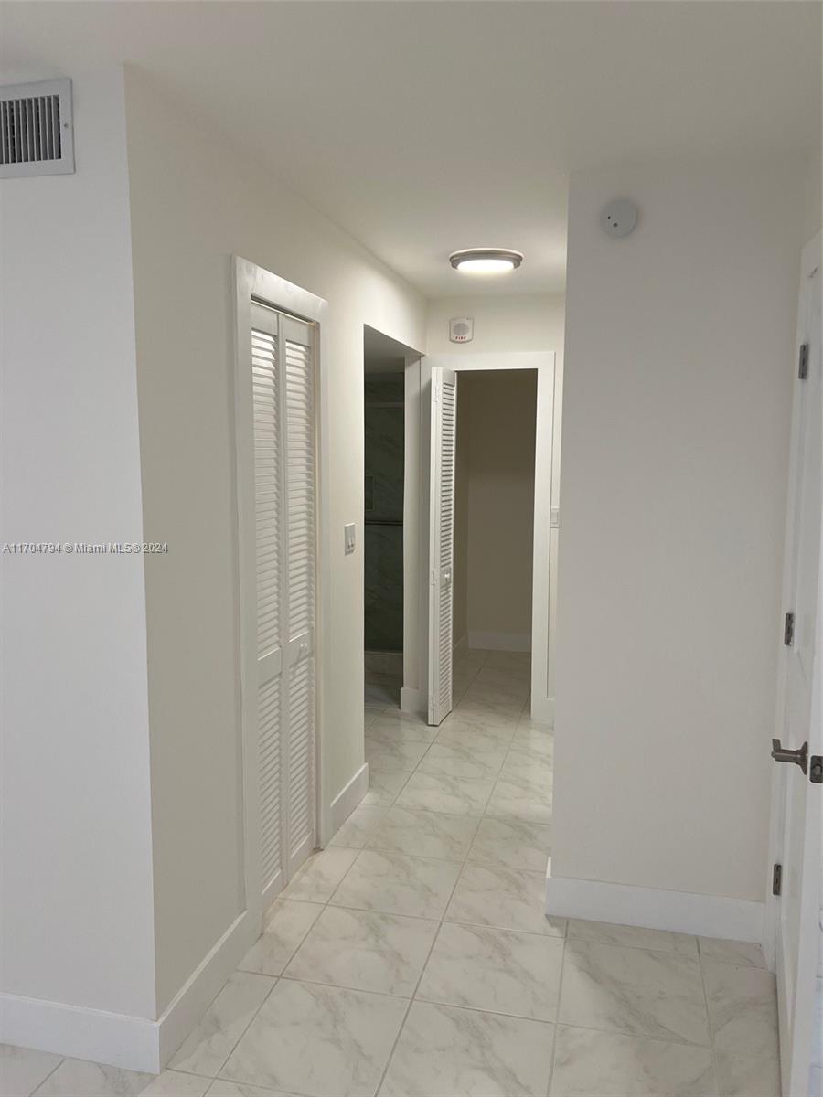 1400 Saint Charles Pl #207, Pembroke Pines, Florida image 11