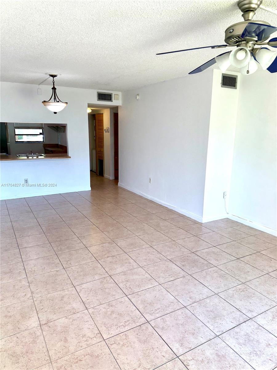 137 NW 93rd Ave #103, Pembroke Pines, Florida image 13