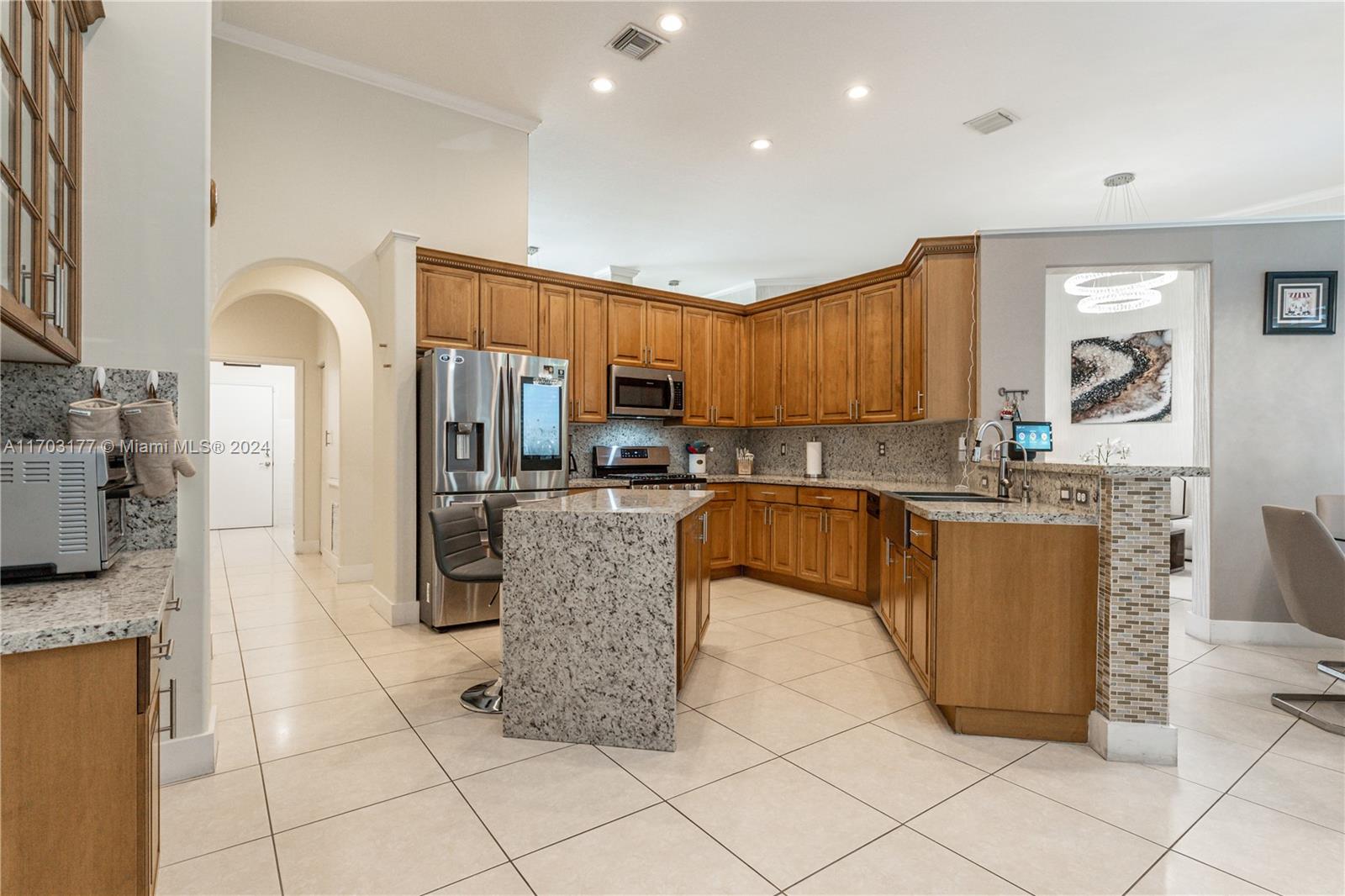 Listing Photo 15