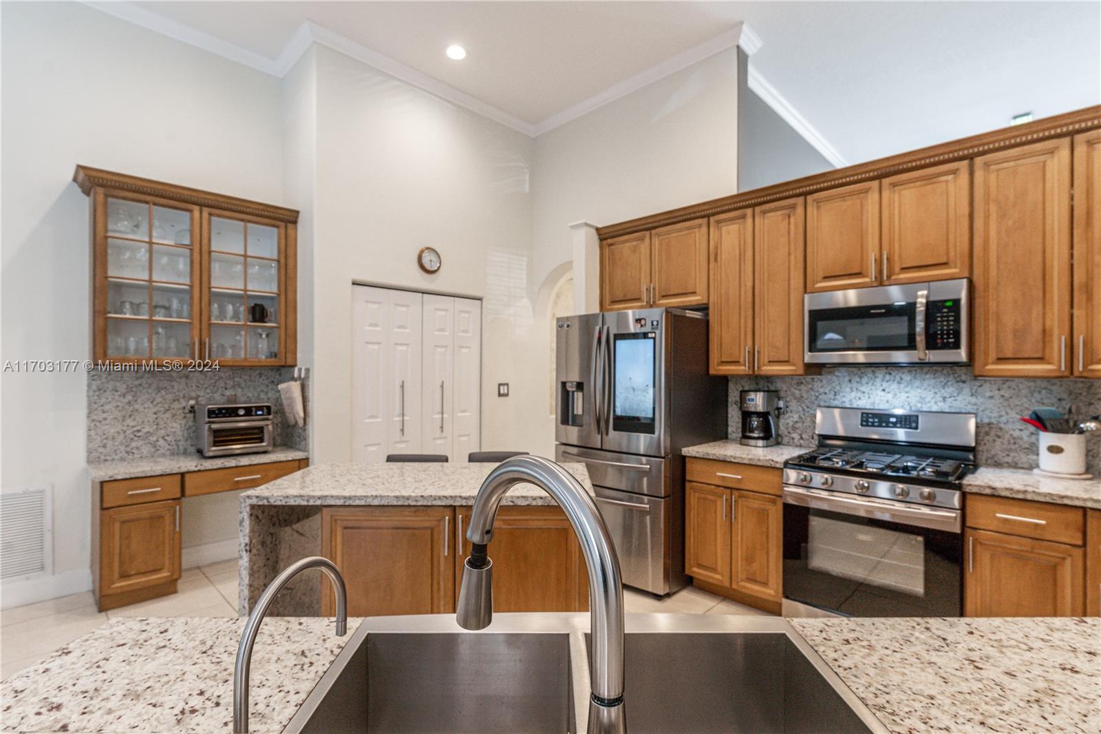Listing Photo 17