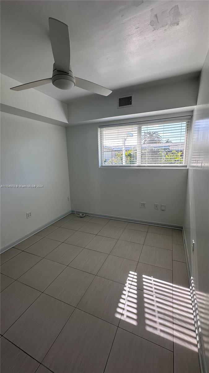 1438 NE 104th St, Miami Shores, Florida image 46