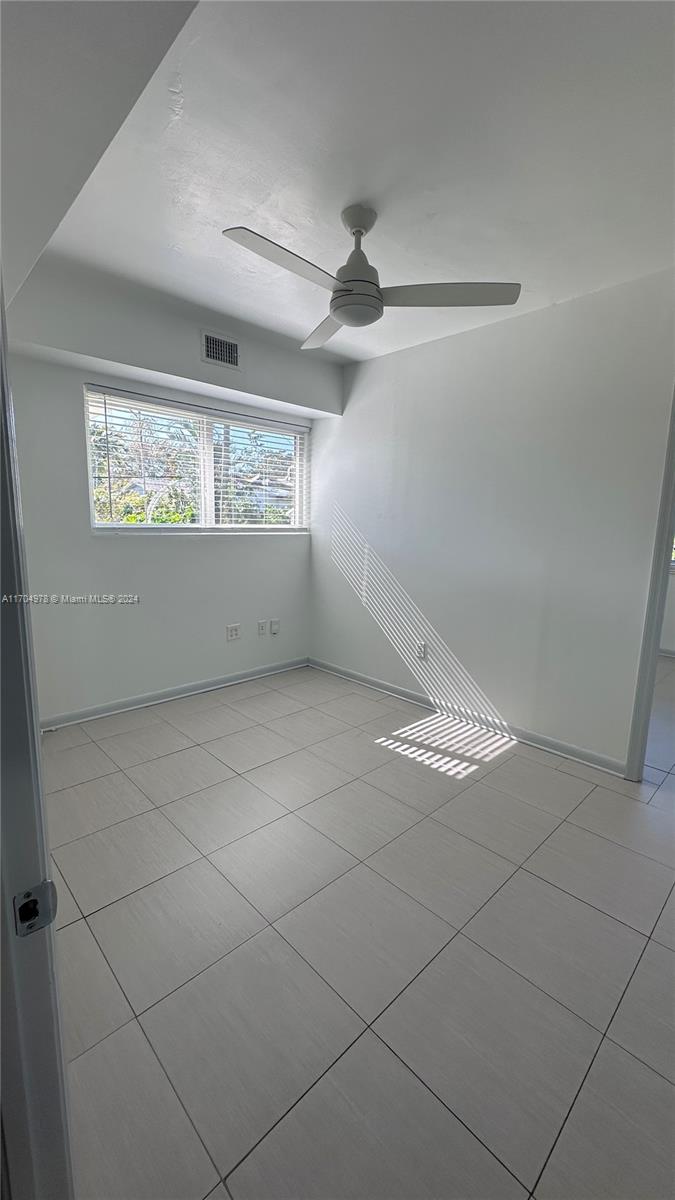 1438 NE 104th St, Miami Shores, Florida image 48