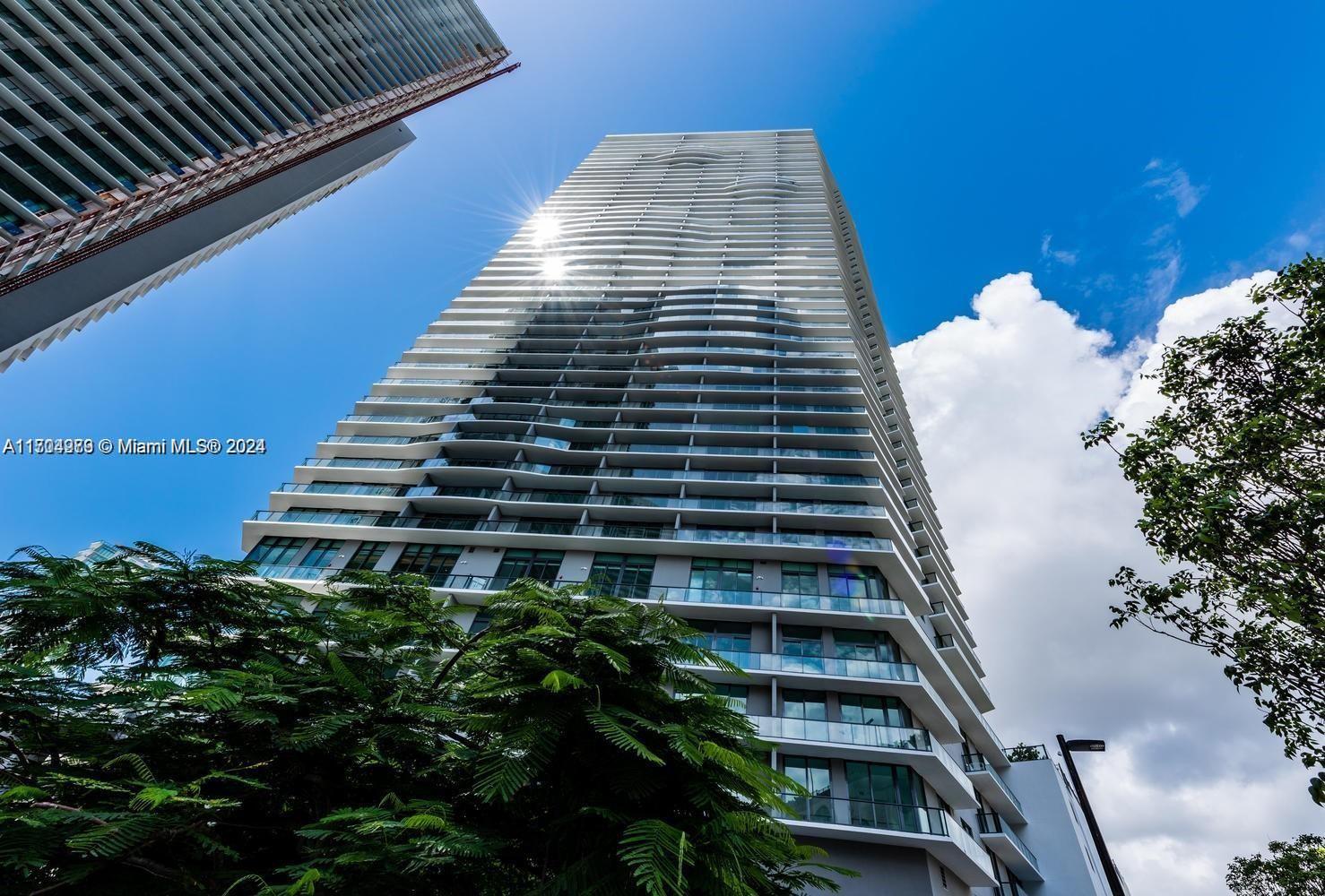 Condo for Sale in Miami, FL
