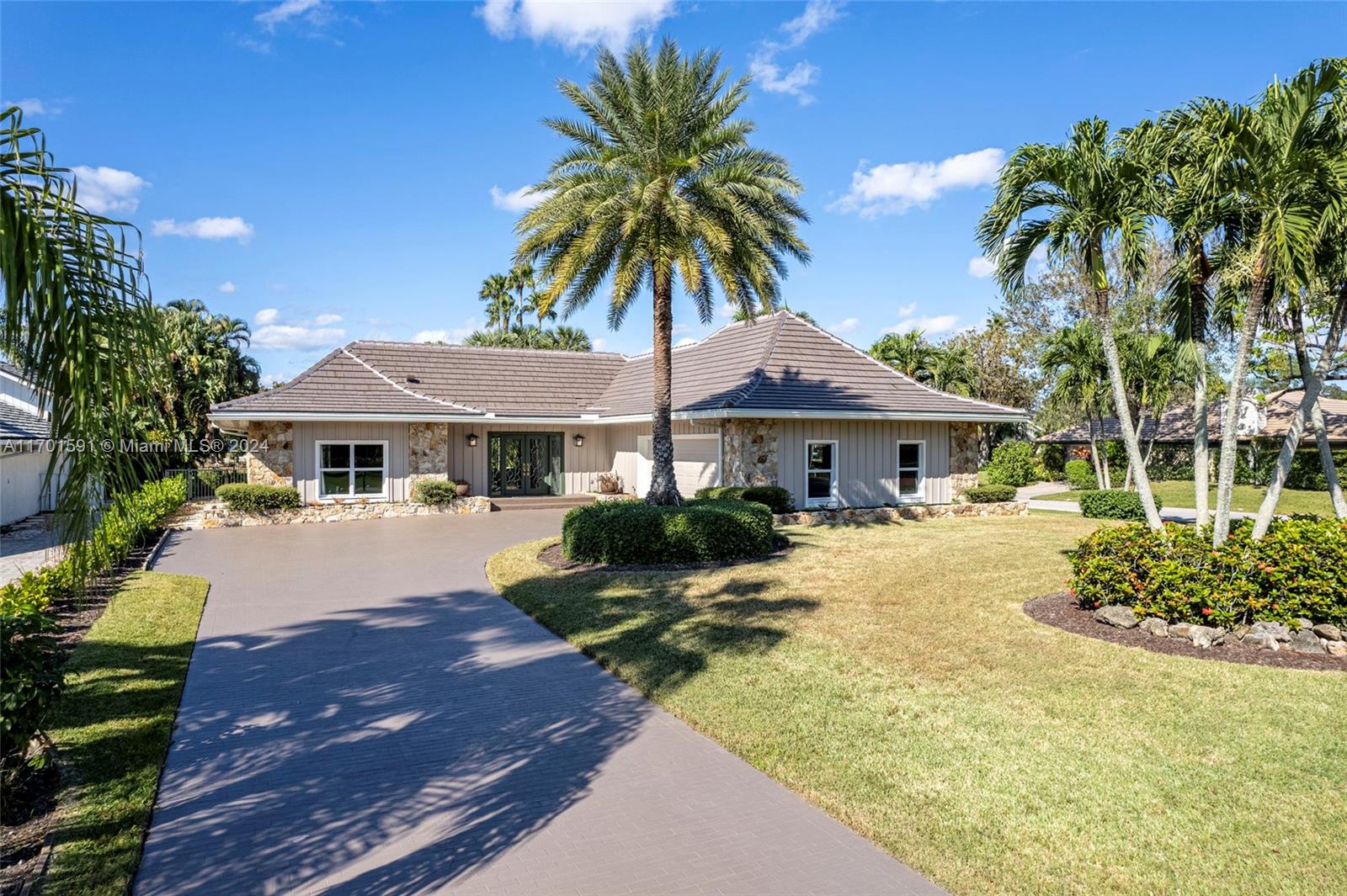 1 Banchory Ct, Palm Beach Gardens, Florida image 2