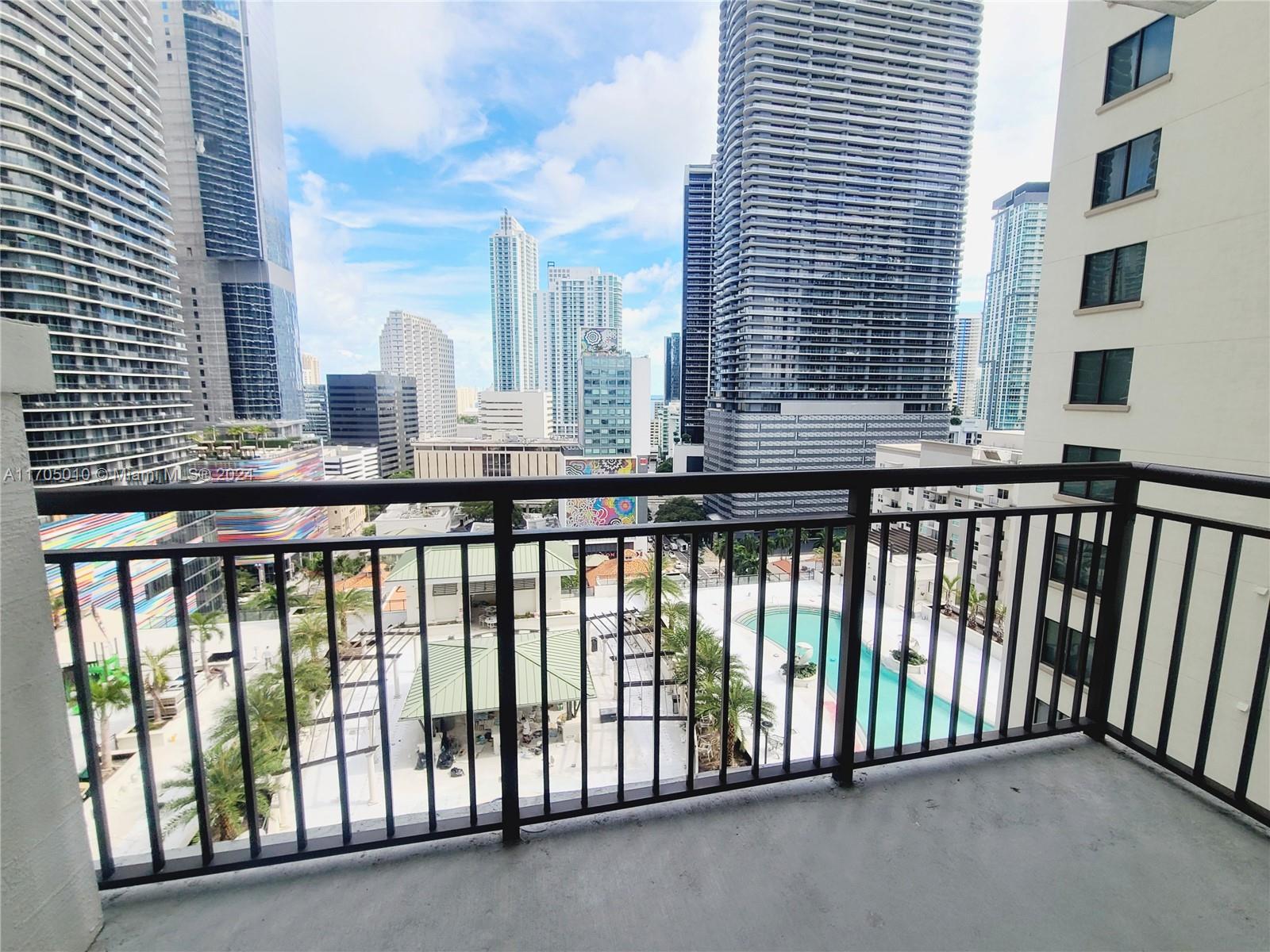 999 SW 1 AVENUE #1808, Miami FL 33130