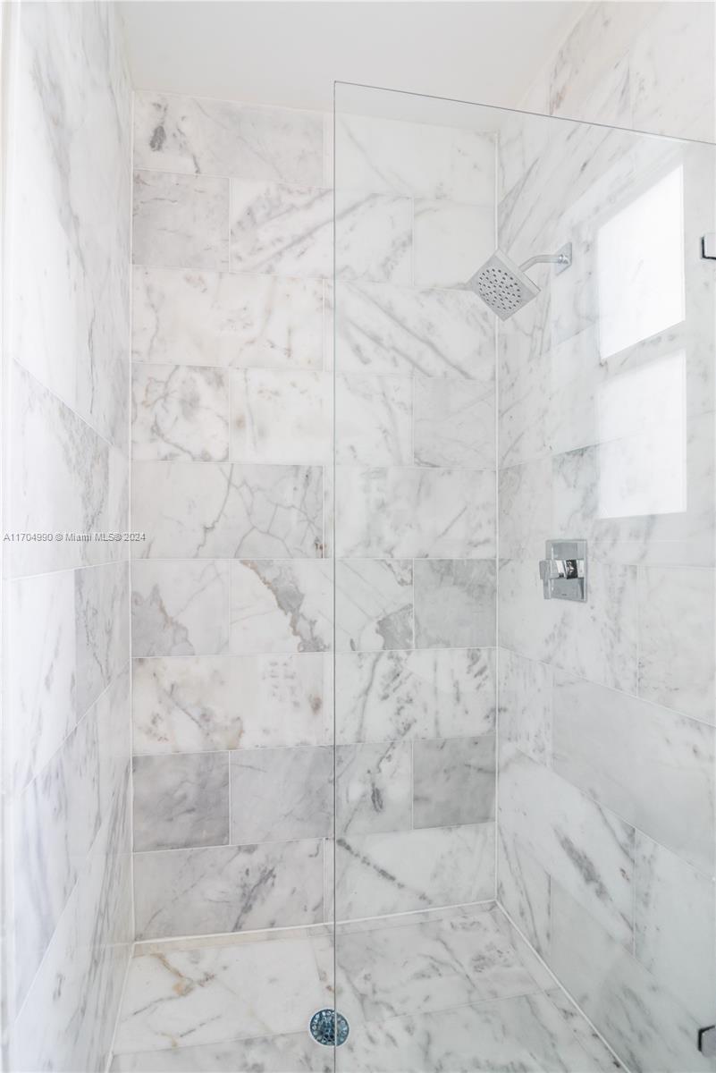922 Jefferson Ave #12, Miami Beach, Florida image 4