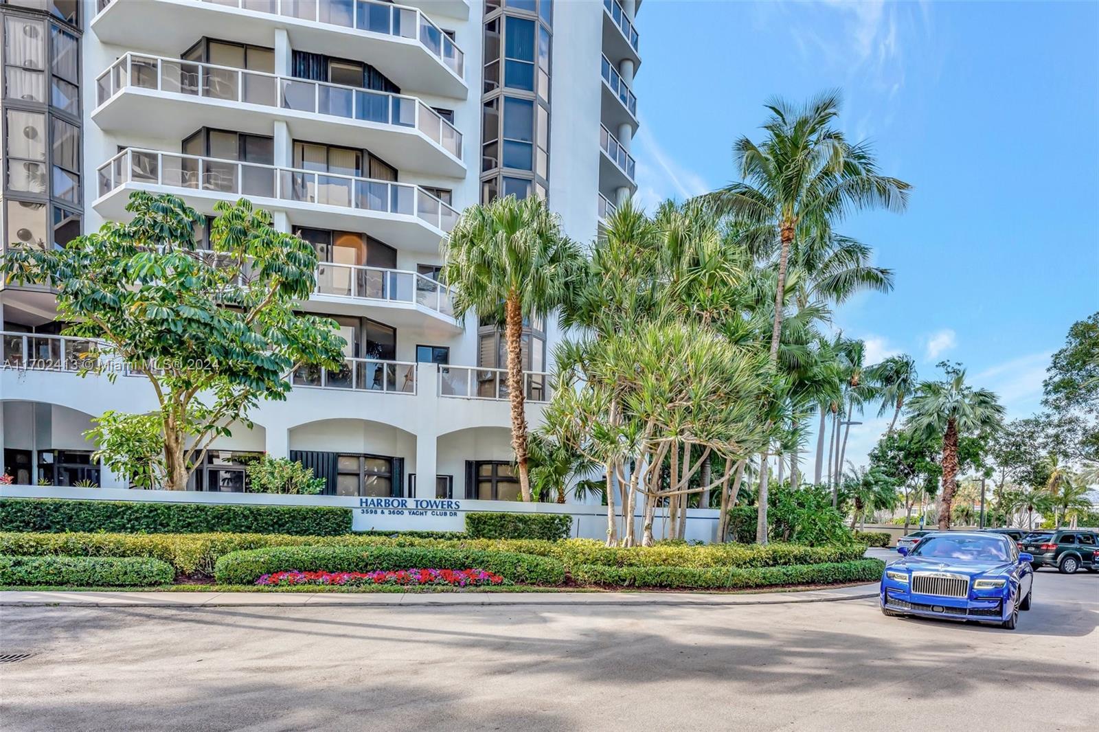 3598 Yacht Club Dr #1103, Aventura, Florida image 26