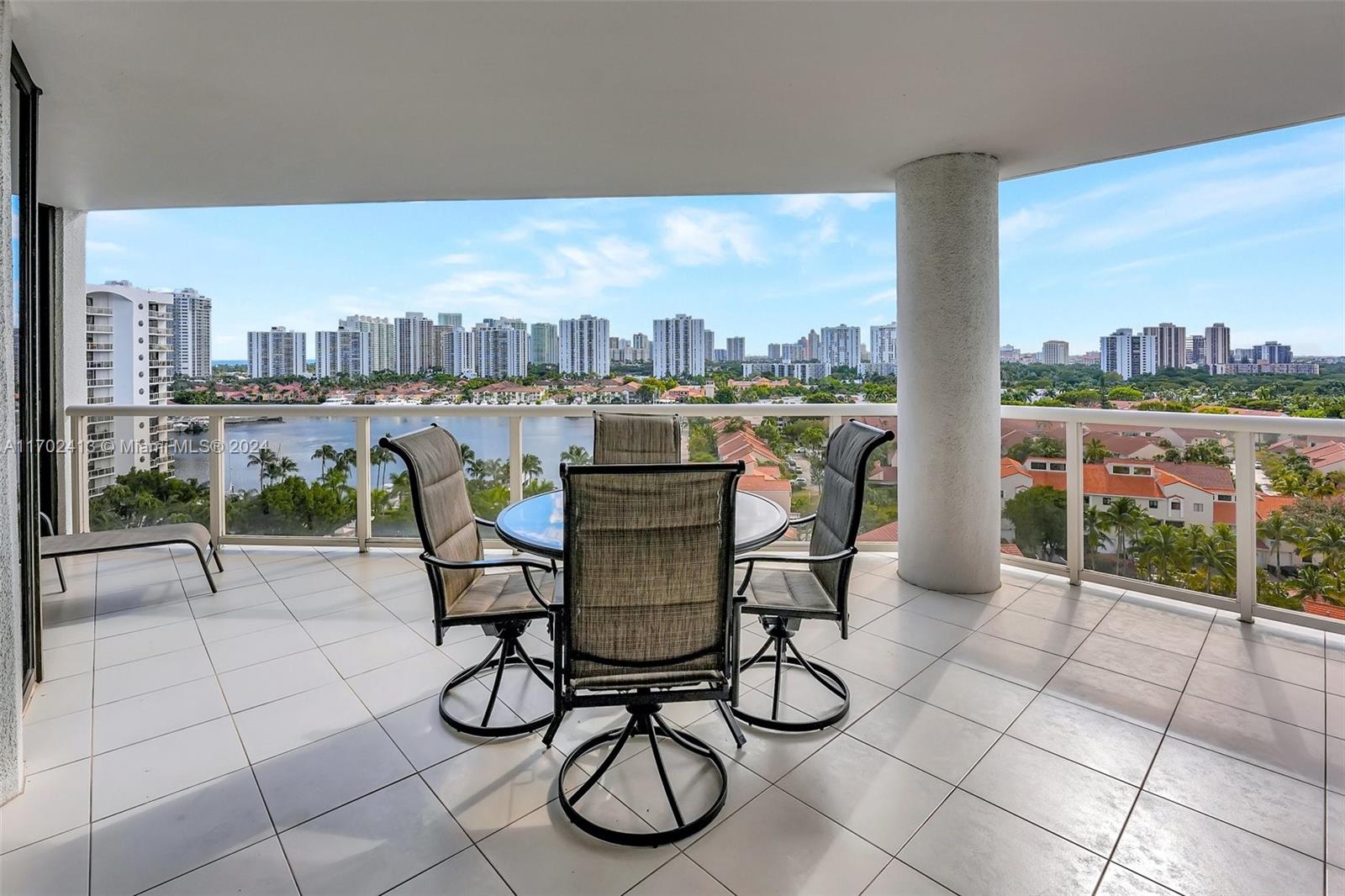 3598 Yacht Club Dr #1103, Aventura, Florida image 3