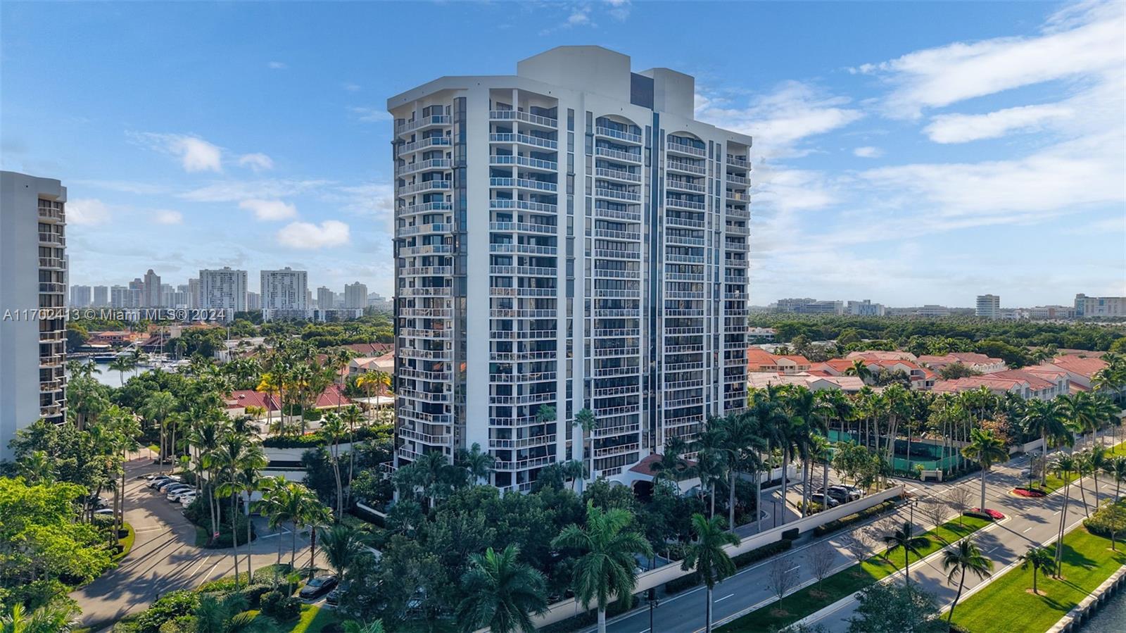 3598 Yacht Club Dr #1103, Aventura, Florida image 50