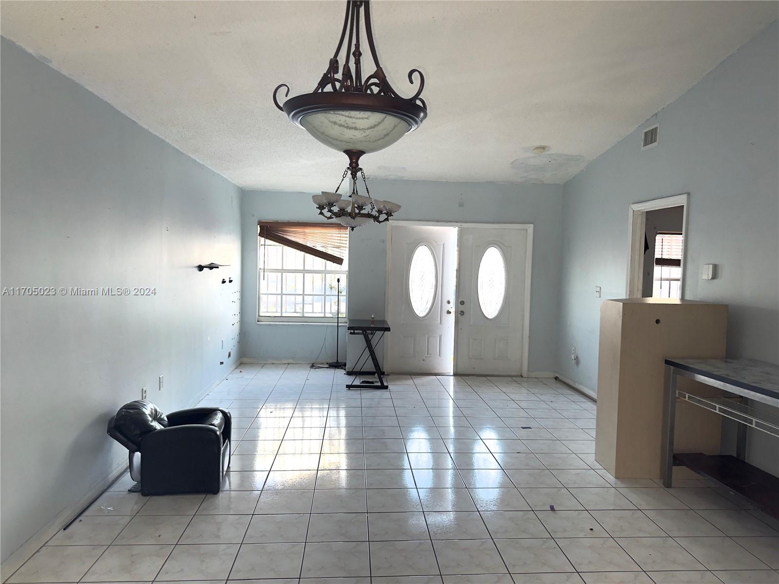 9154 NW 119th Ter, Hialeah Gardens, Florida image 3