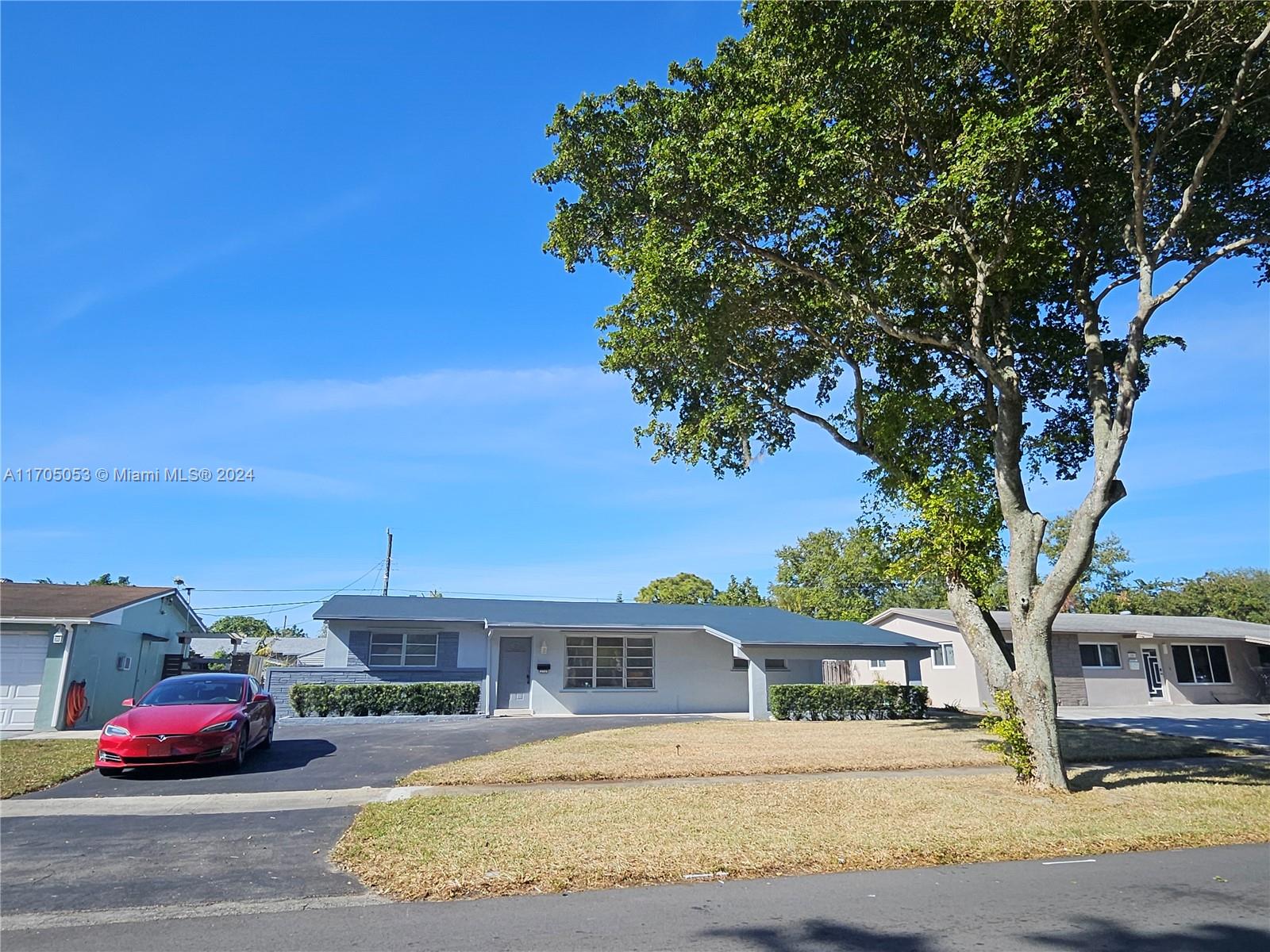 210 SW 68th Blvd, Pembroke Pines, Florida image 4