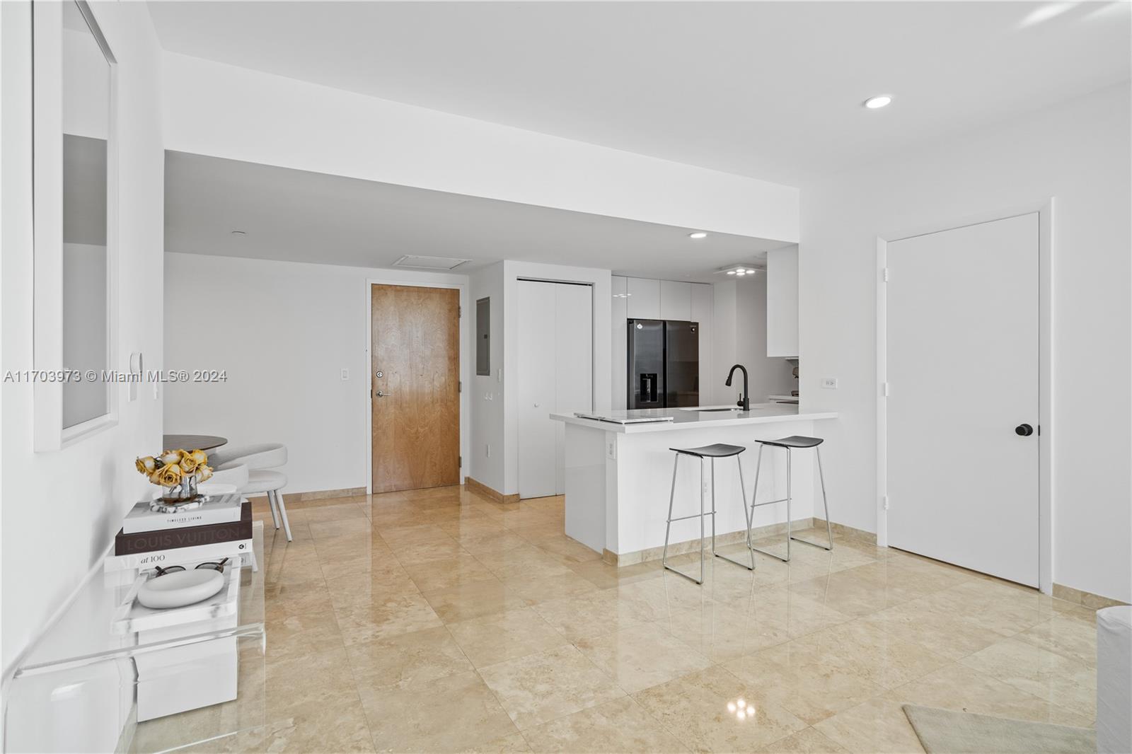 350 S Miami Ave #2304, Miami FL 33130