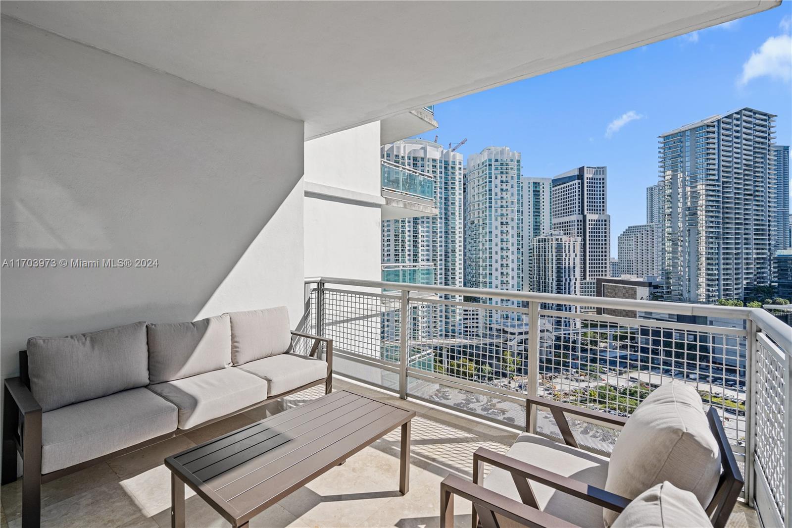 350 S Miami Ave #2304, Miami FL 33130