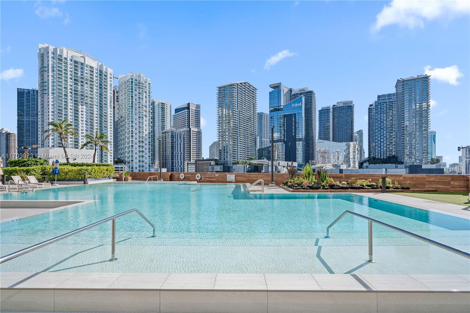 350 S Miami Ave #2304, Miami FL 33130